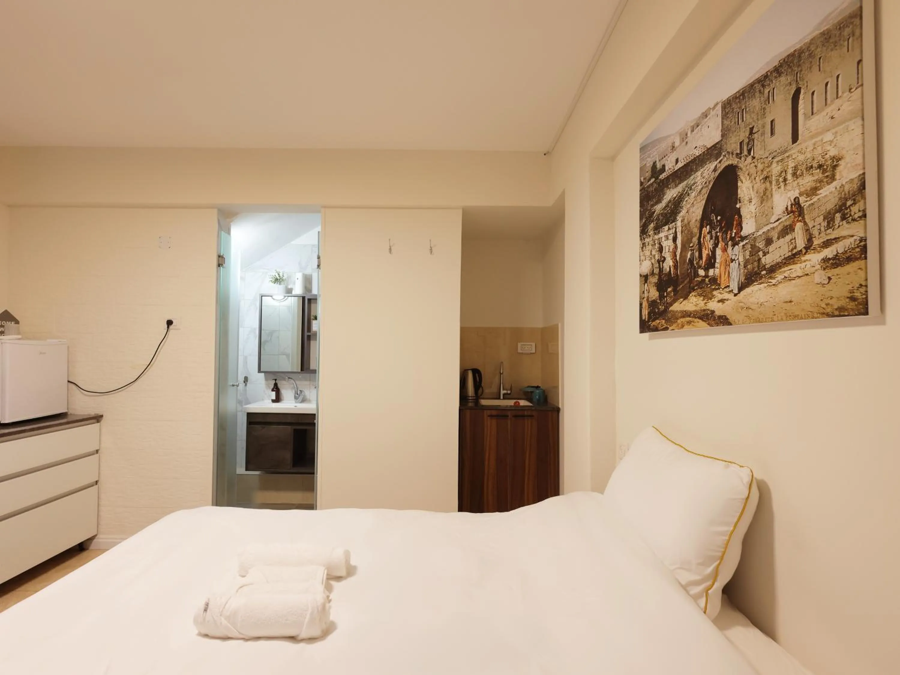 Bed in Mary's Well Apartments