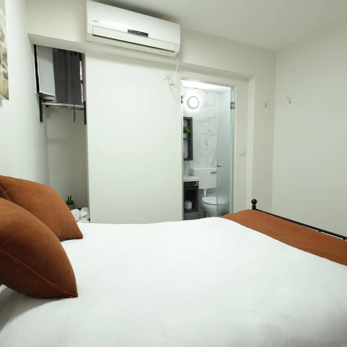 Bed in Mary's Well Apartments