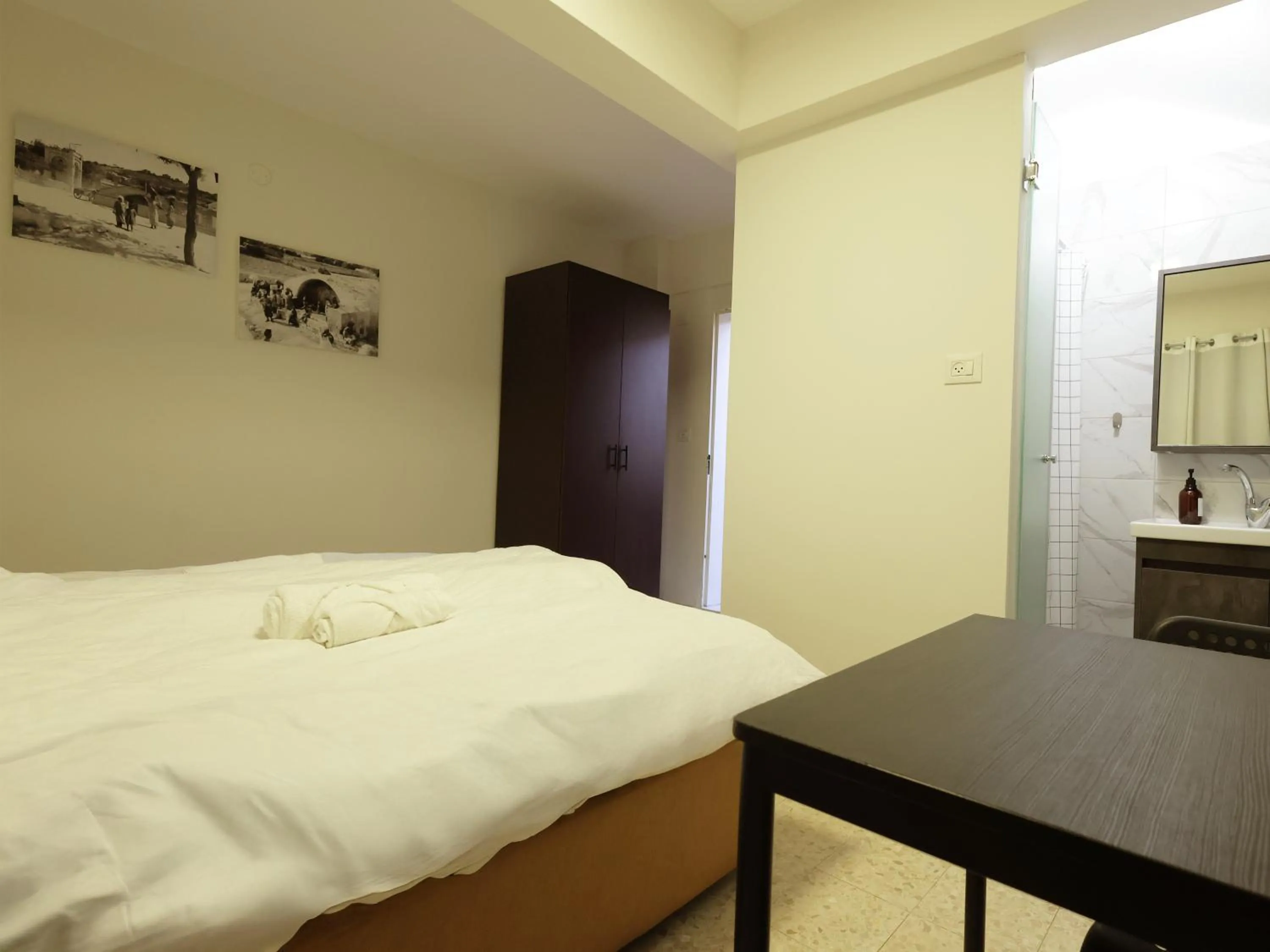 Bed in Mary's Well Apartments