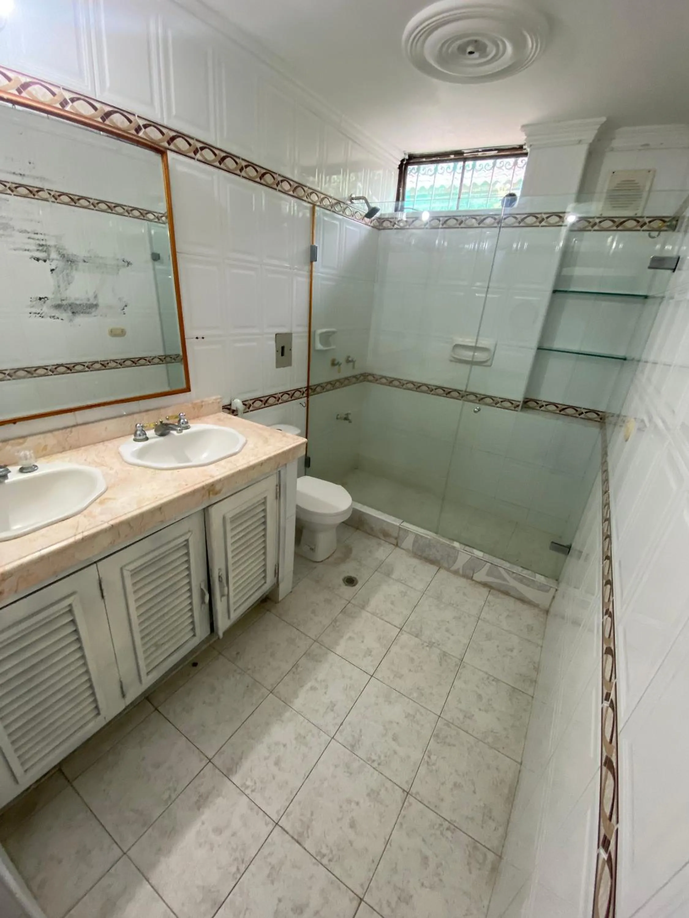 Shower in Casa Bahía Colonial - Cartagena