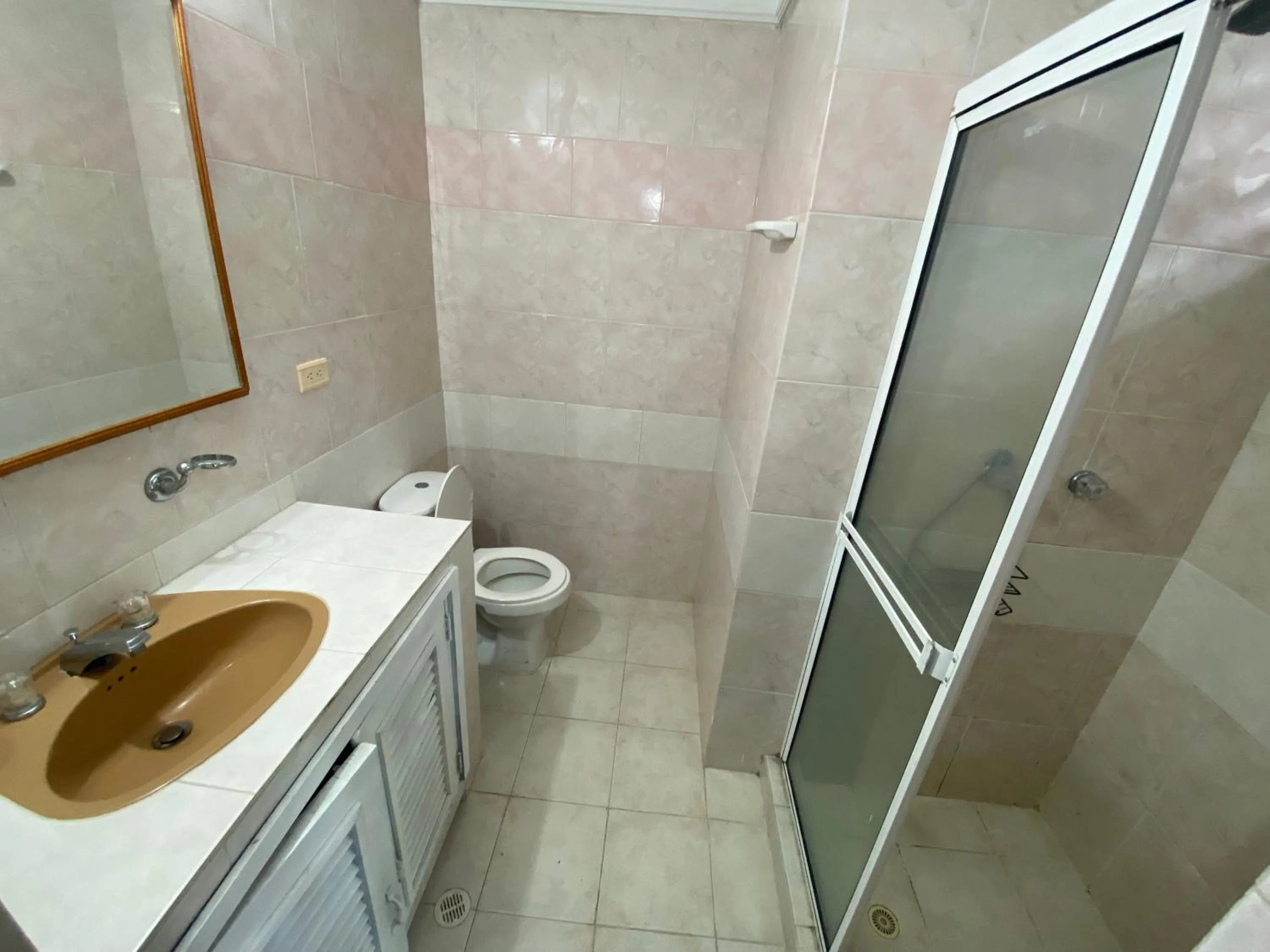 Shower in Casa Bahía Colonial - Cartagena