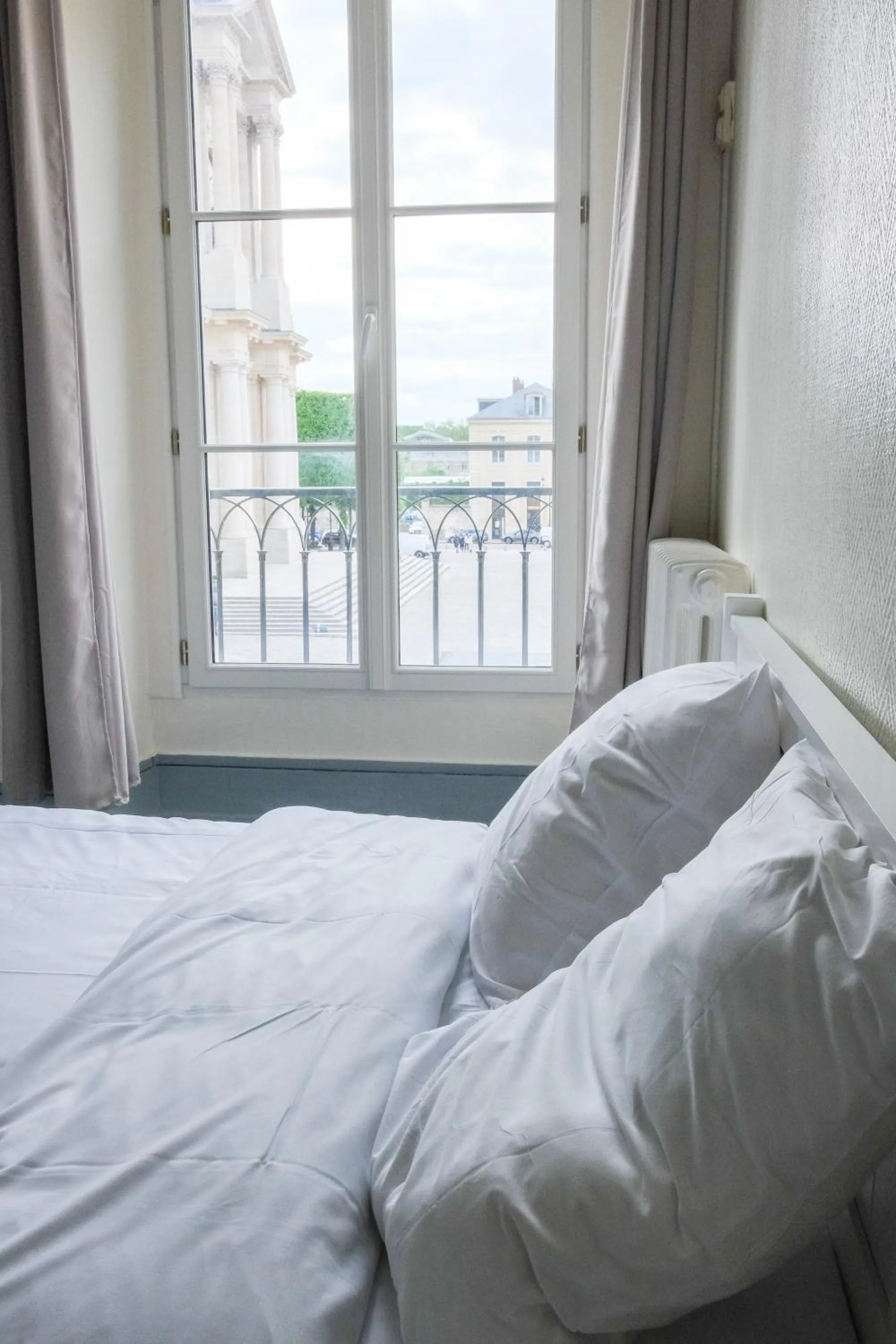 Photo of the whole room, Bed in L’ESPERANCE