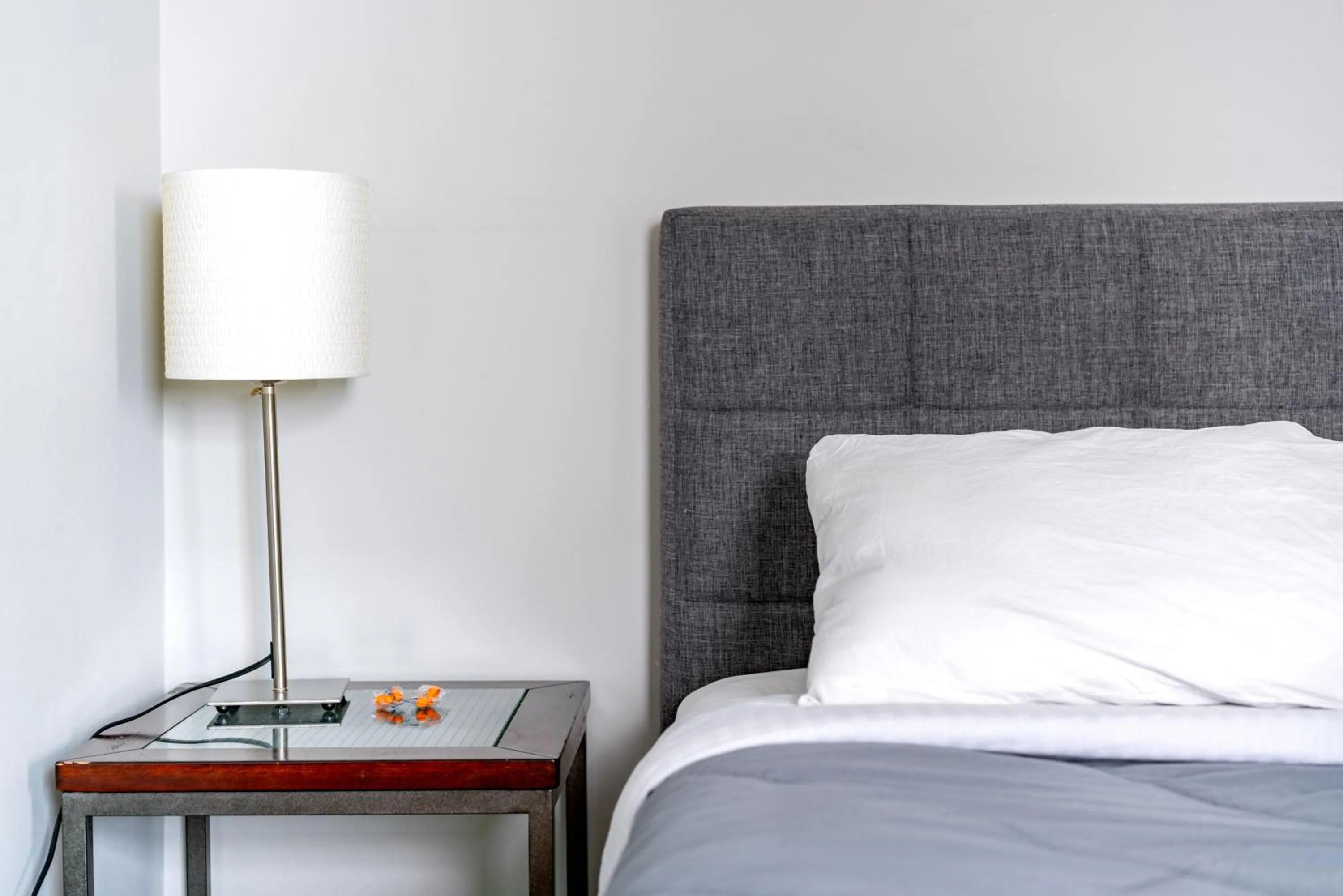 Bed in Jungle House Modern Lofts - Arena District & Short North