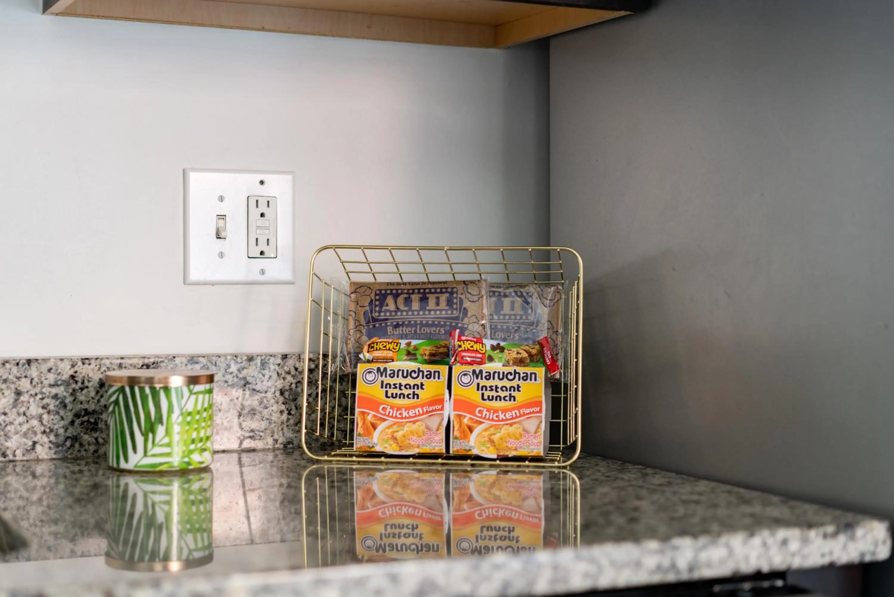 Kitchen or kitchenette in Jungle House Modern Lofts - Arena District & Short North