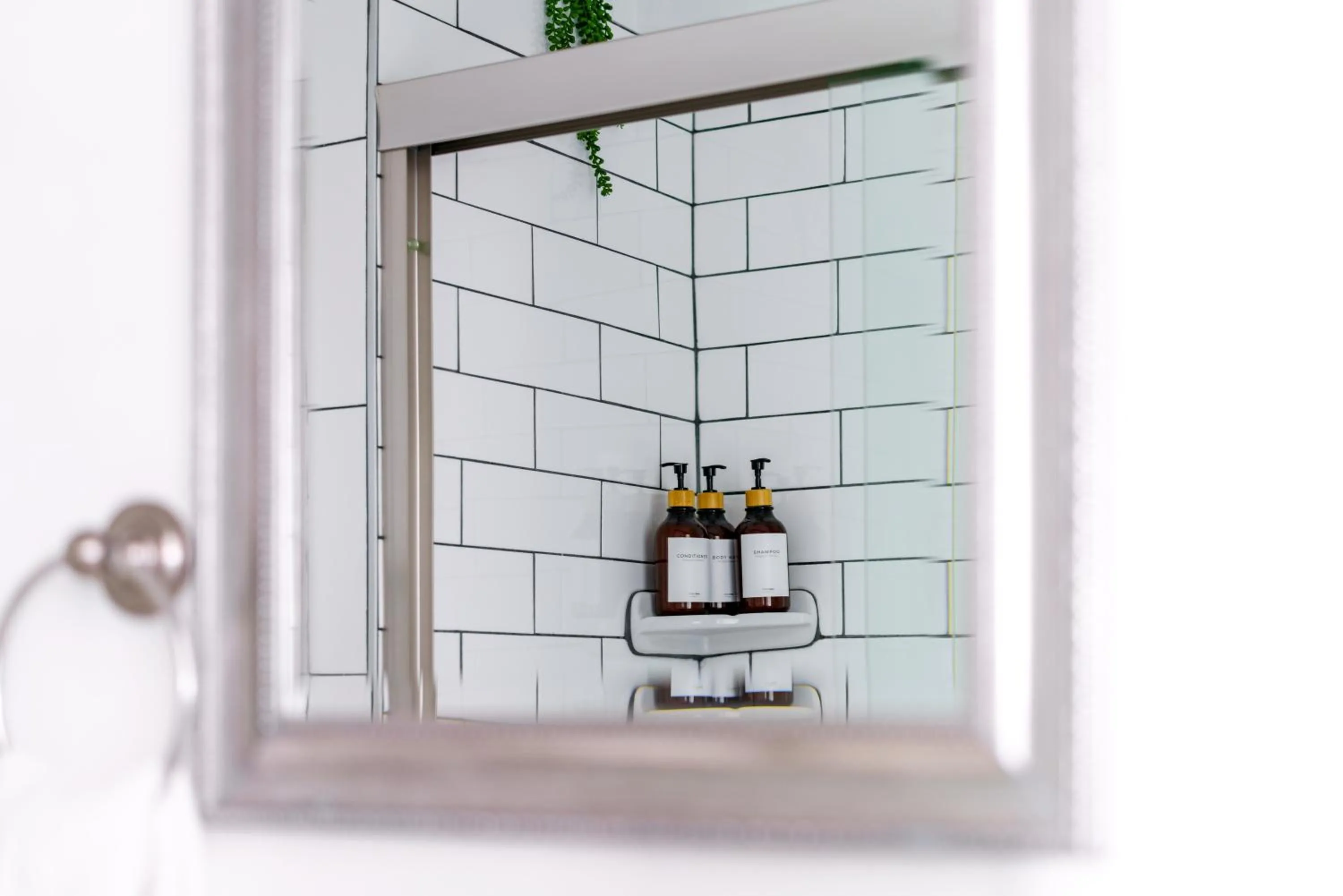 Shower in Jungle House Modern Lofts - Arena District & Short North