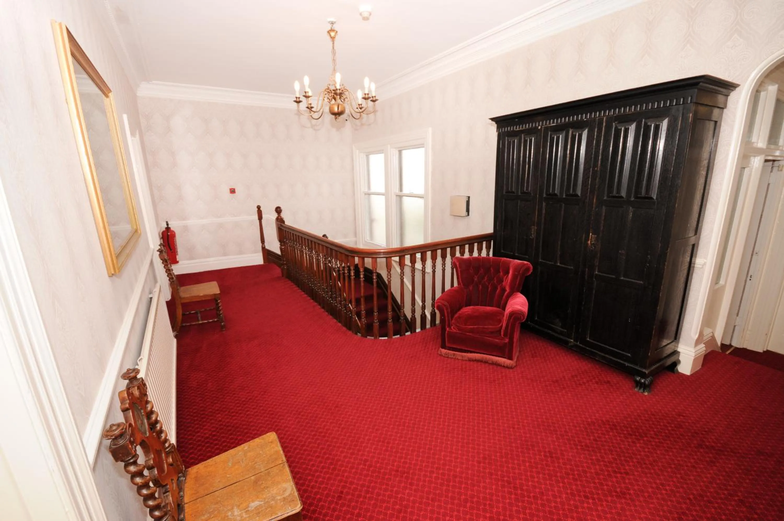 Decorative detail in Denewood Hotel