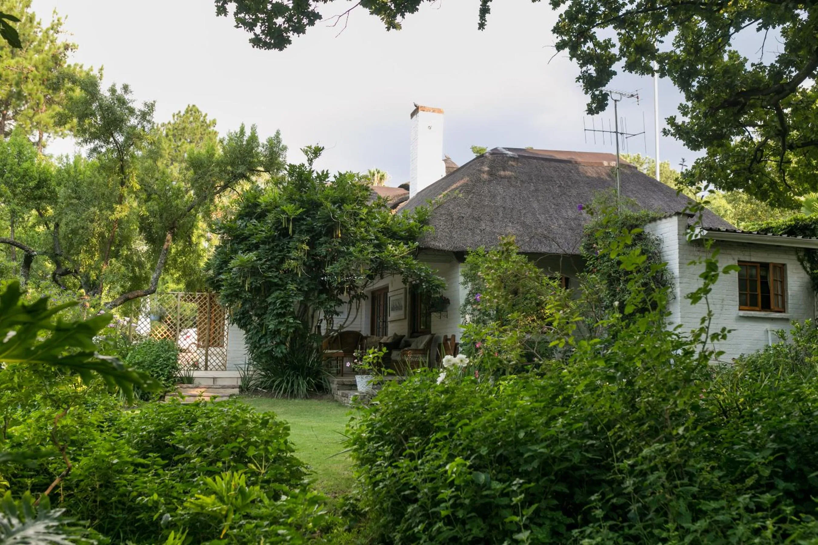 Facade/entrance in Grace Guest House