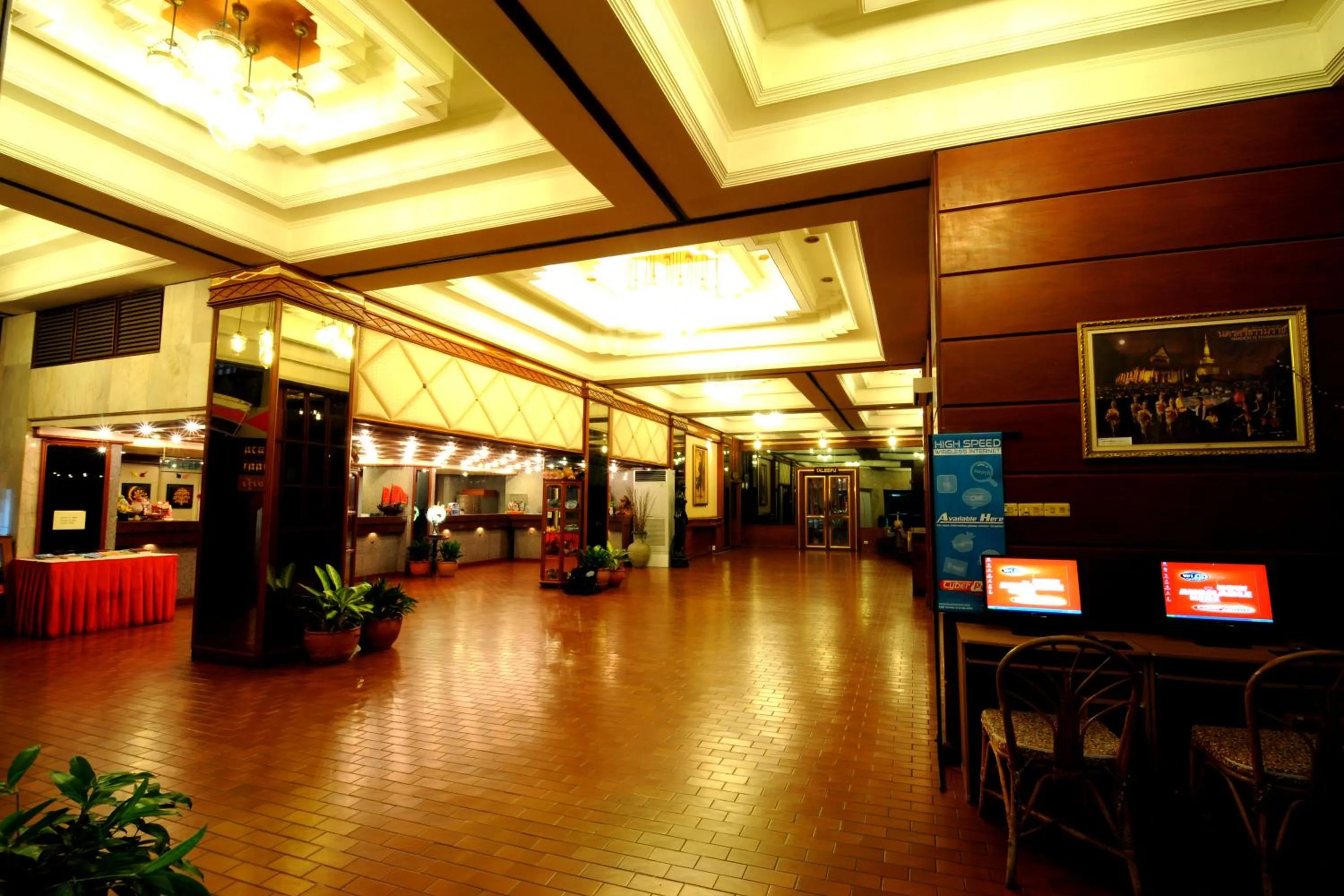 Lobby or reception in Nan Chao Hotel