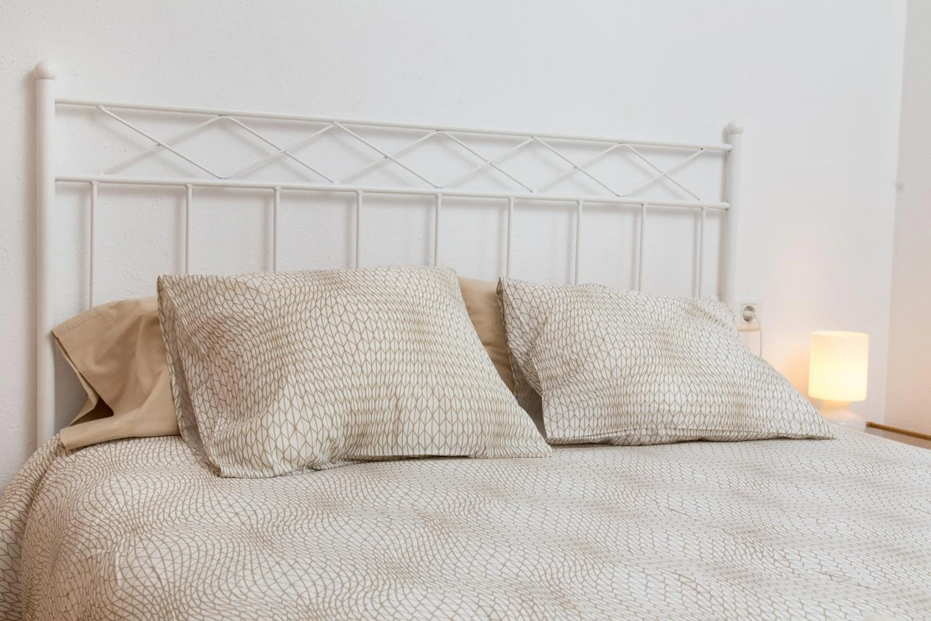 Bed in New & Sunny Apartment