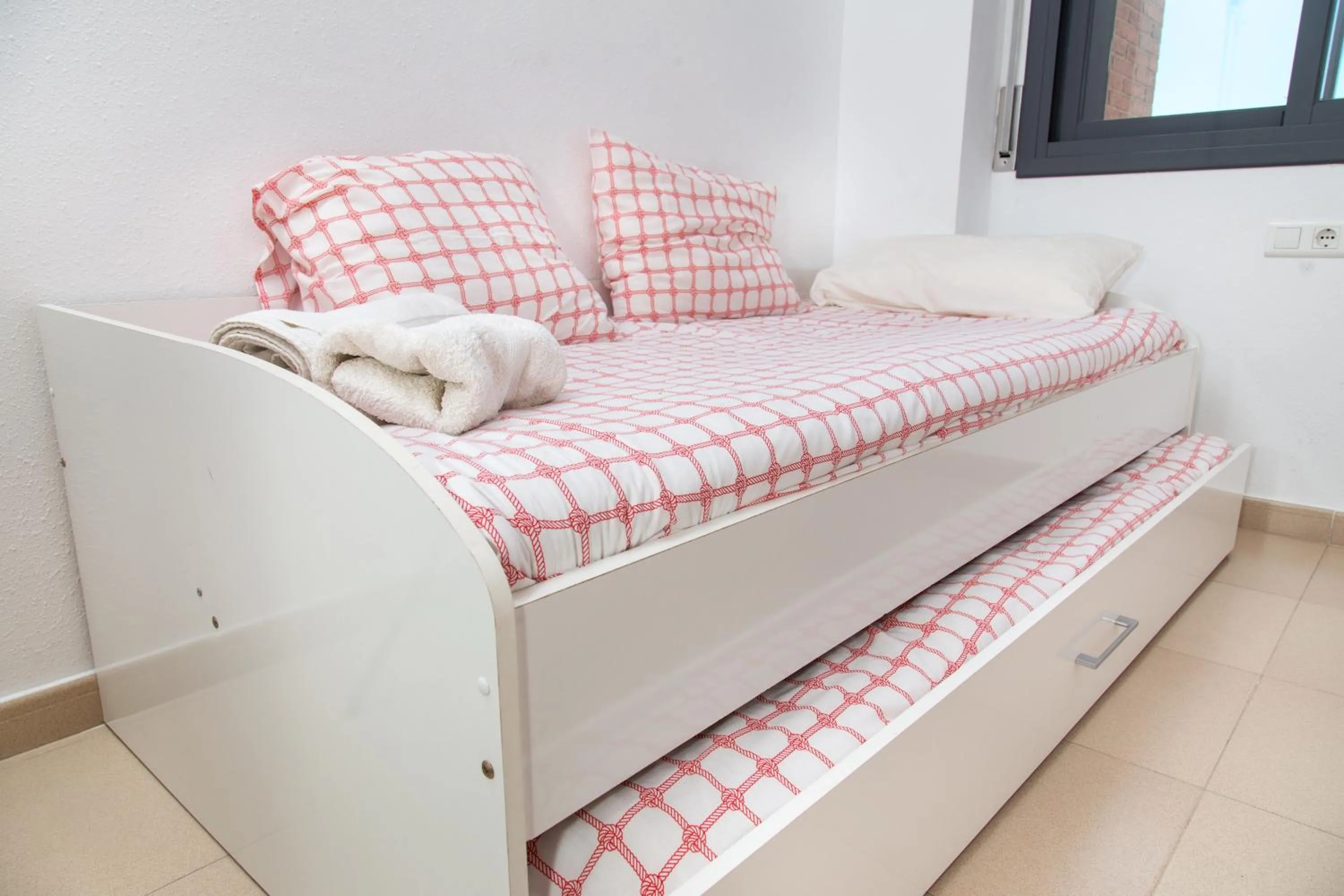 Bed in New & Sunny Apartment