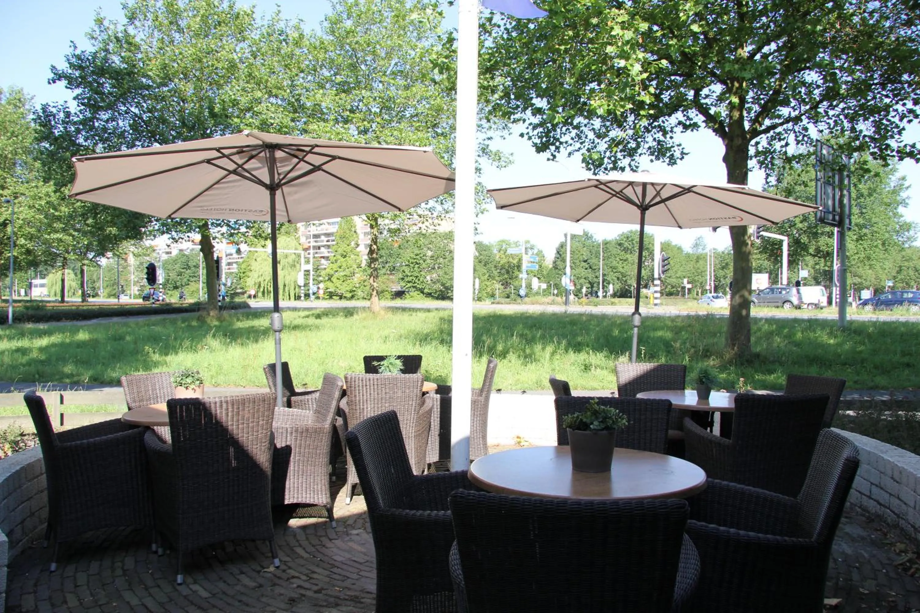 Patio in Bastion Hotel Leiden Voorschoten