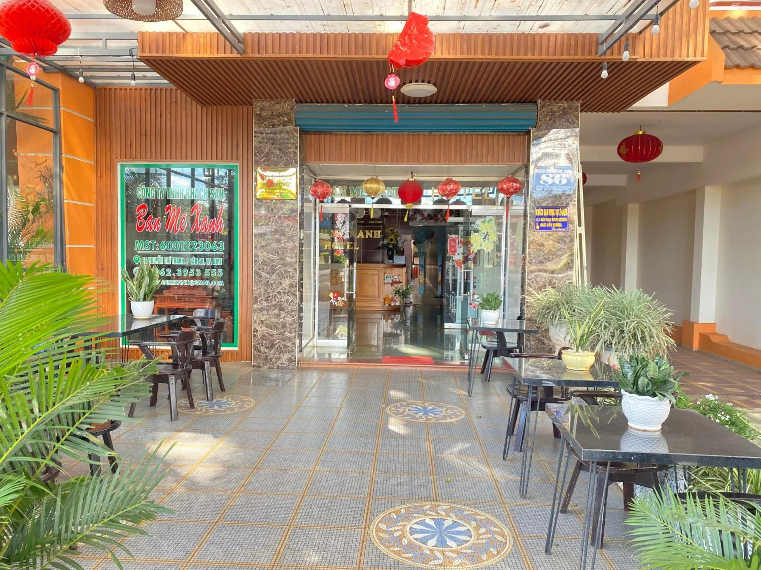 Property building in Khách sạn Ban Mê Xanh (Ban Me Xanh Hotel)