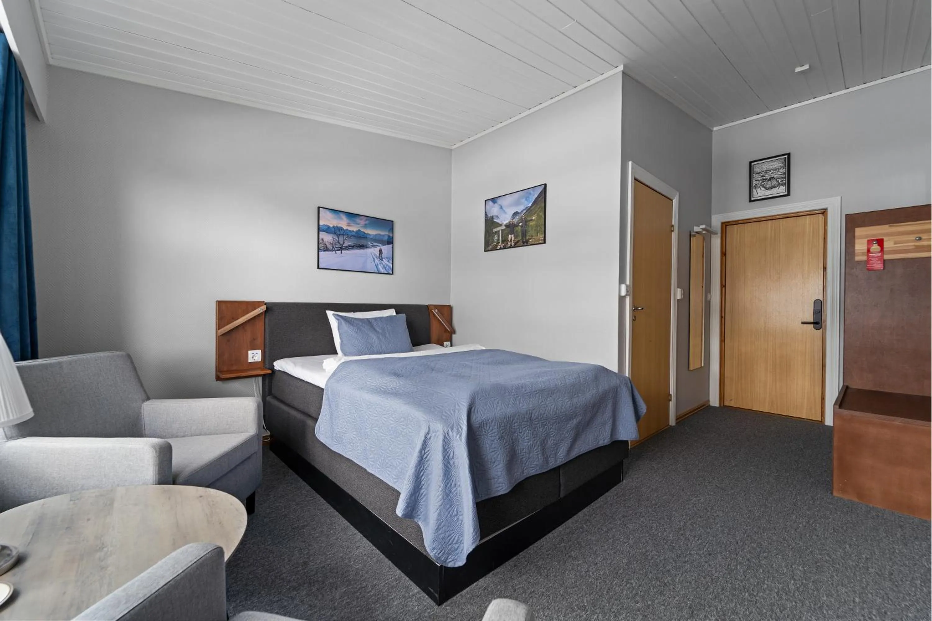 Bed in Lyngseidet Gjestegård AS