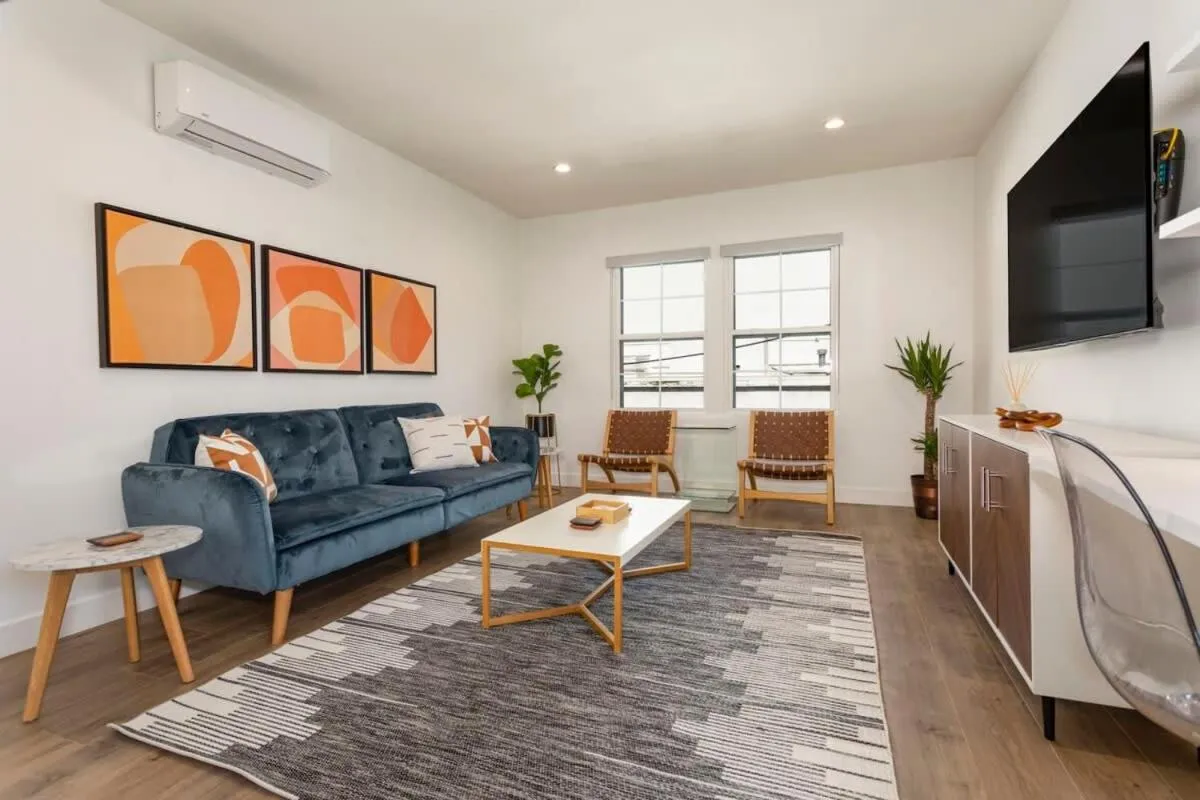 Downtown Culver City New Designer Lux 1 Bedroom