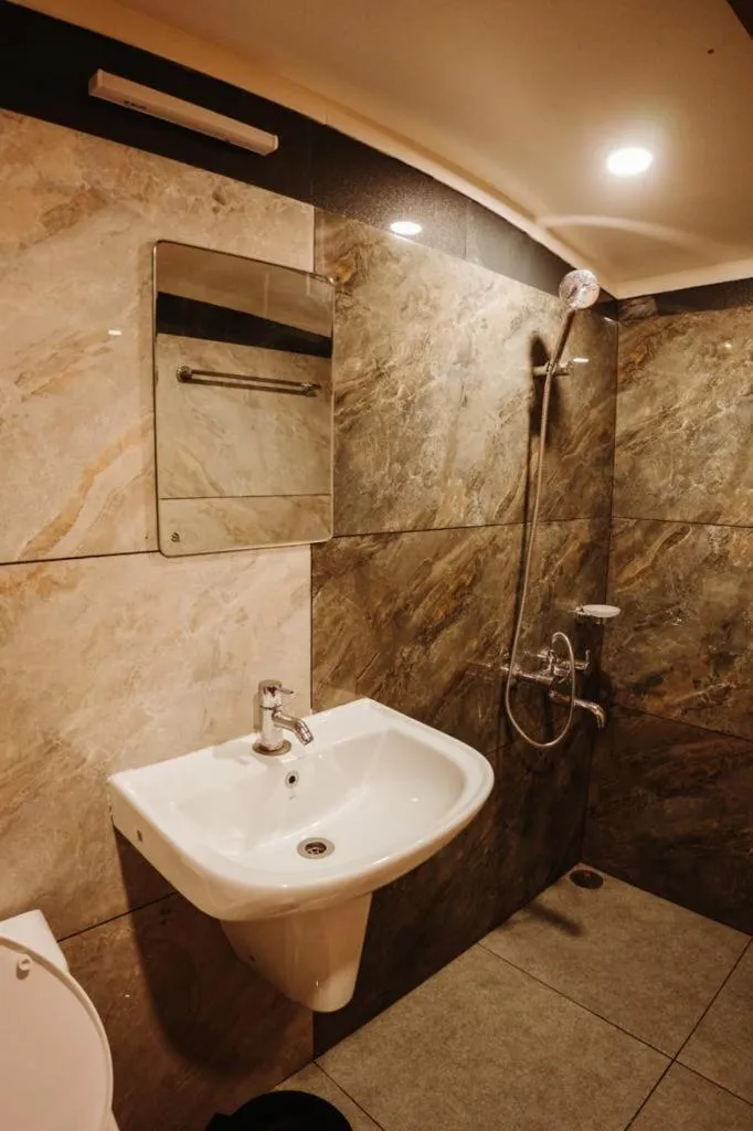 Bathroom in Venice Premium Houseboats Alleppey