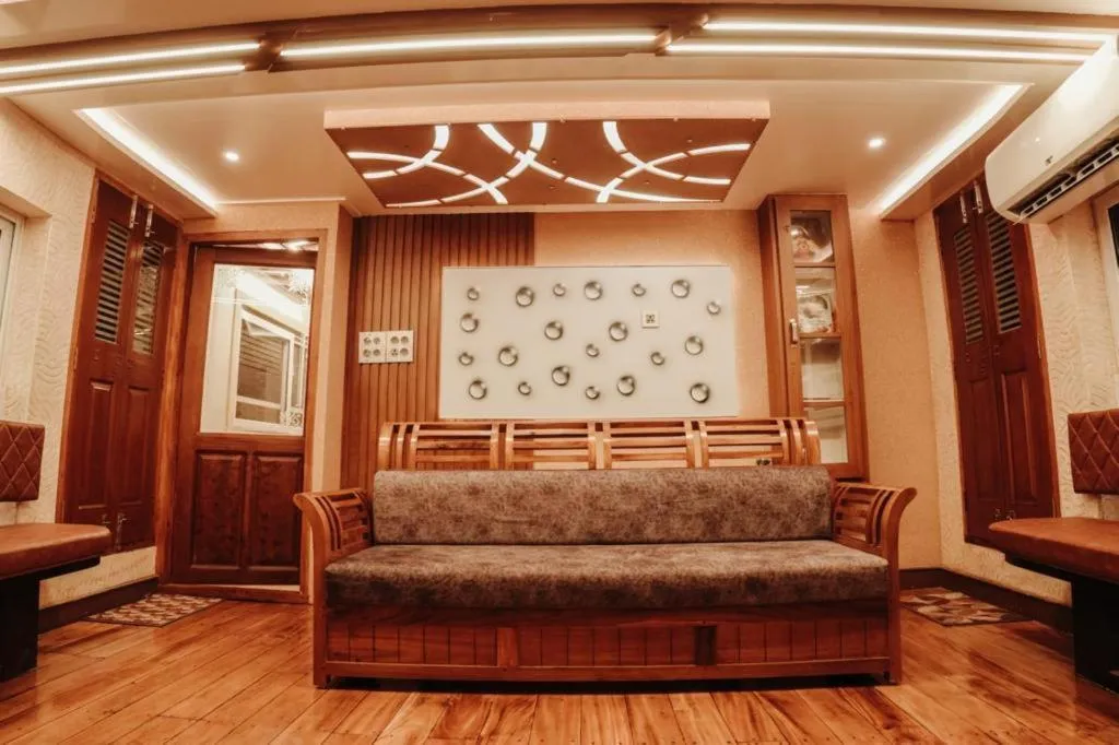 Living room in Venice Premium Houseboats Alleppey