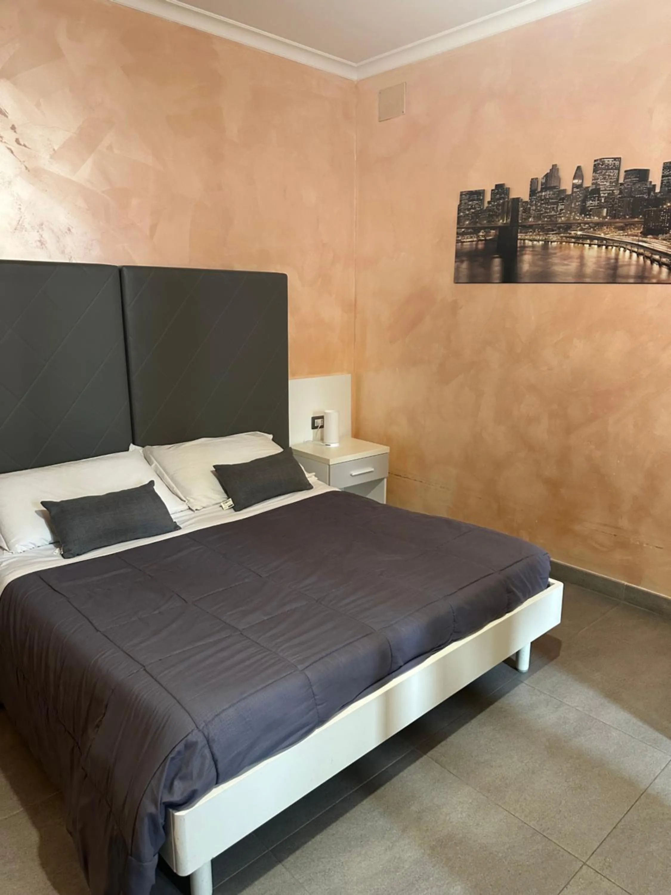 Bed in Sabrina Airport