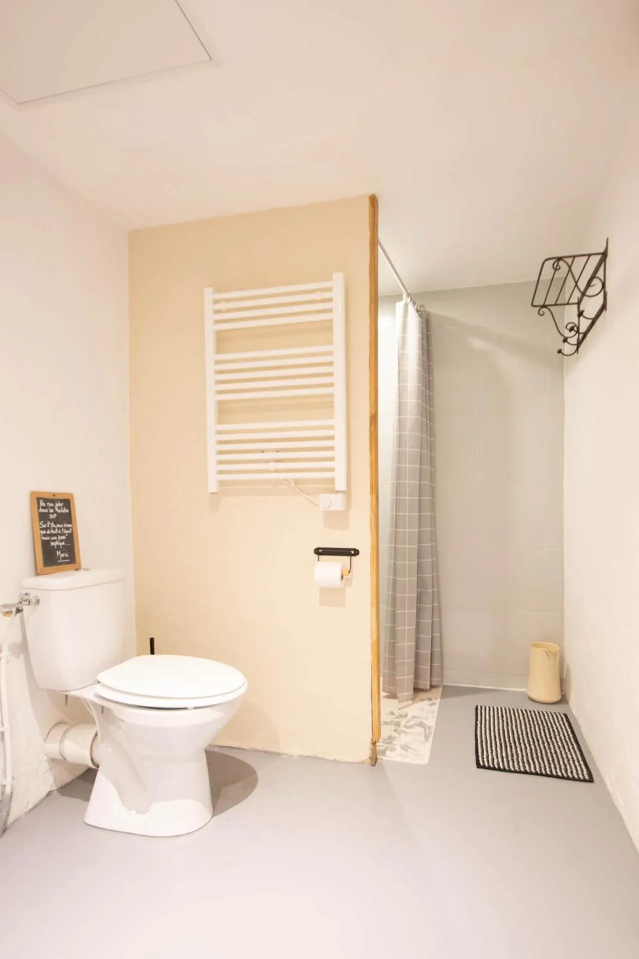 Bathroom in Appartement Les Cyprès de l’Île