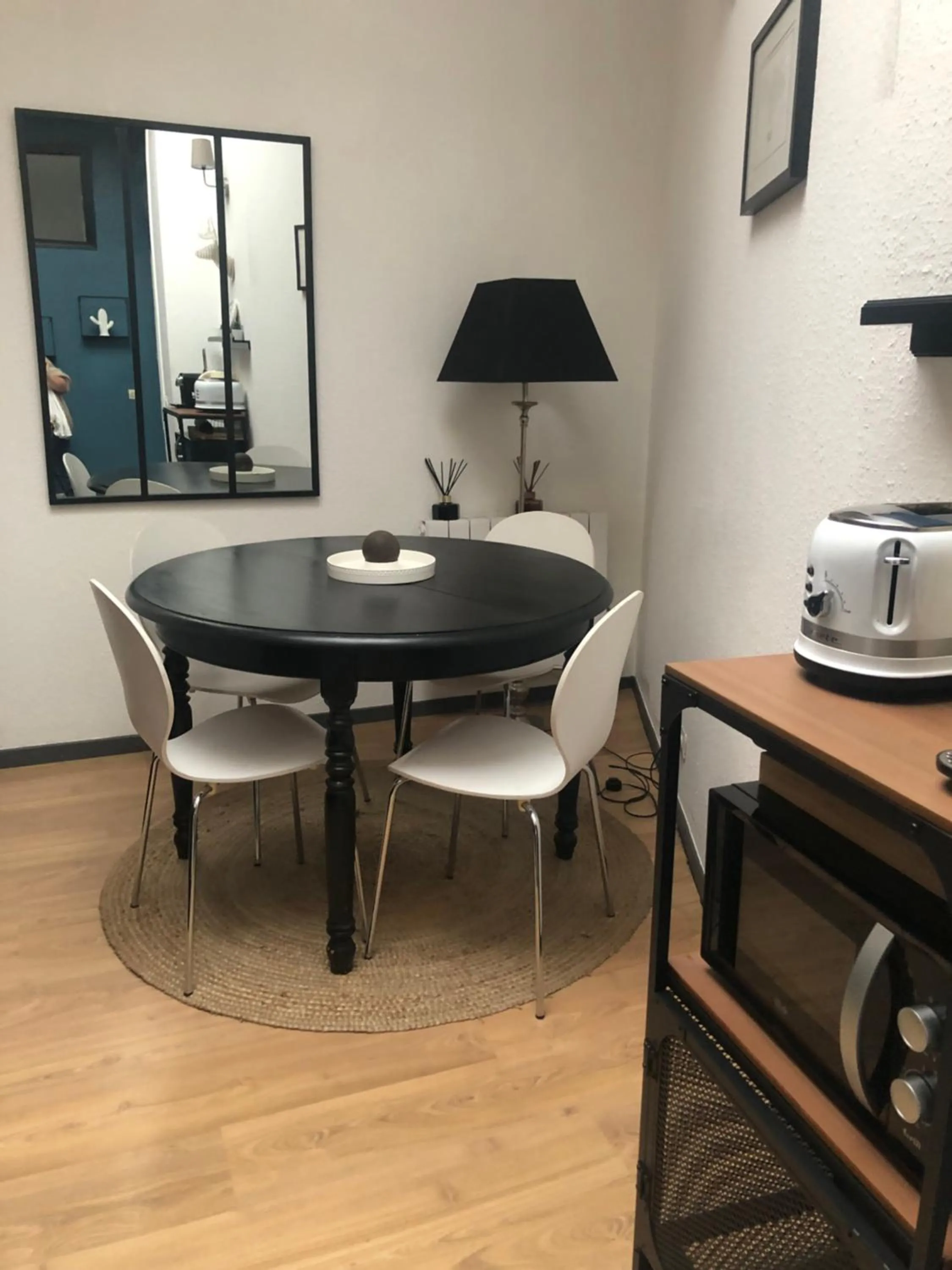 Au cœur du VIEUX-LILLE : Charmant appartement