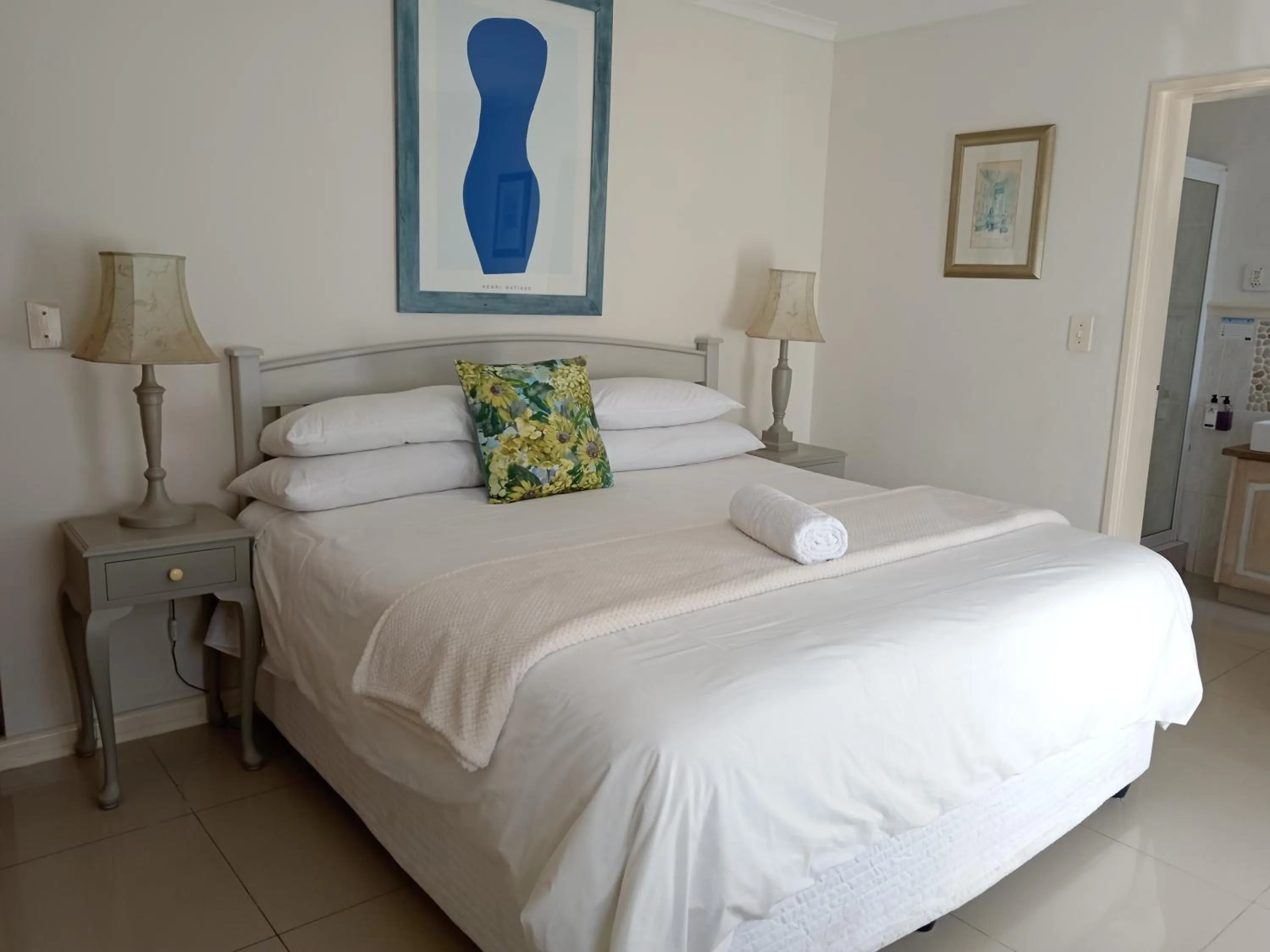 Bed in Blouberg Manor