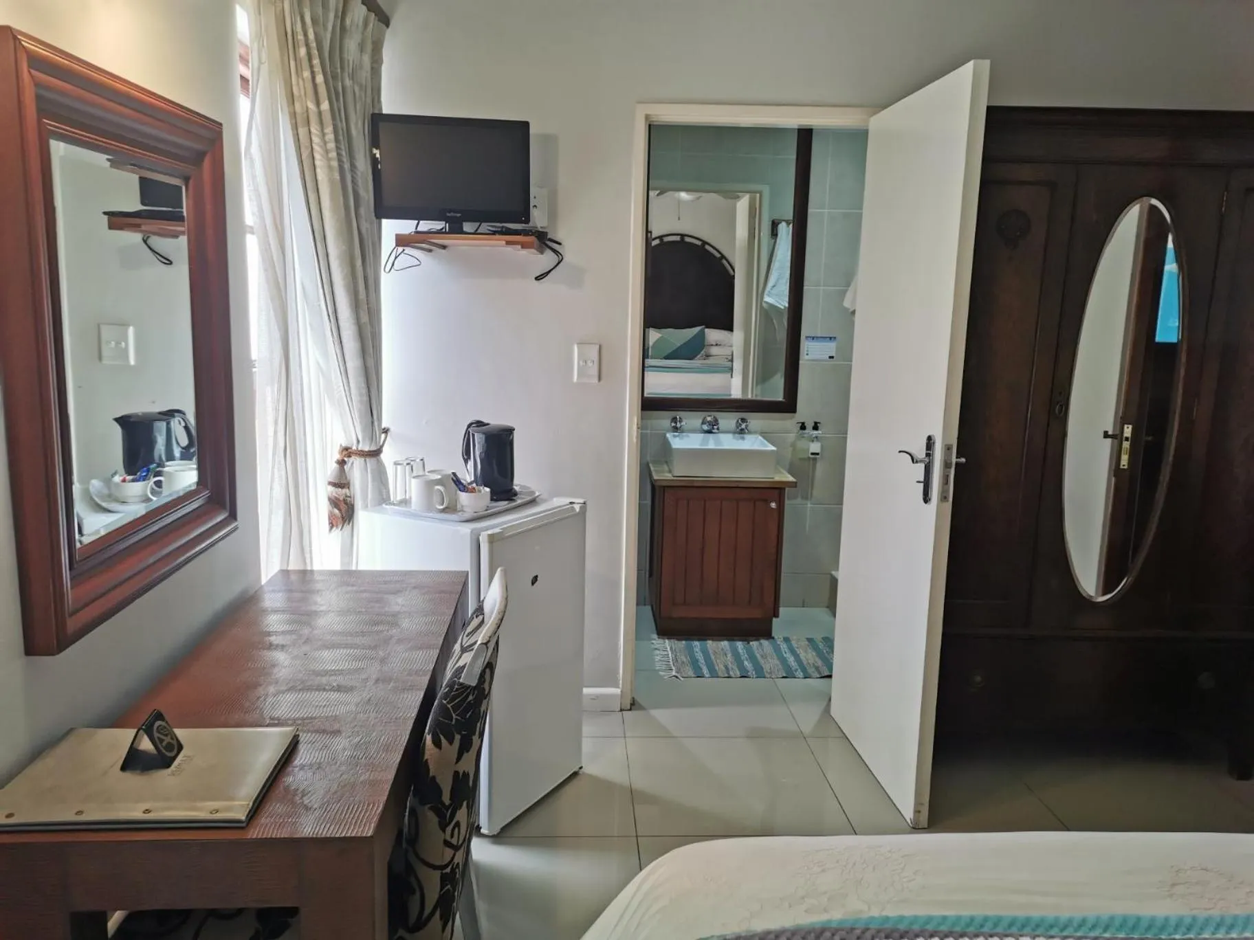 Bed in Blouberg Manor