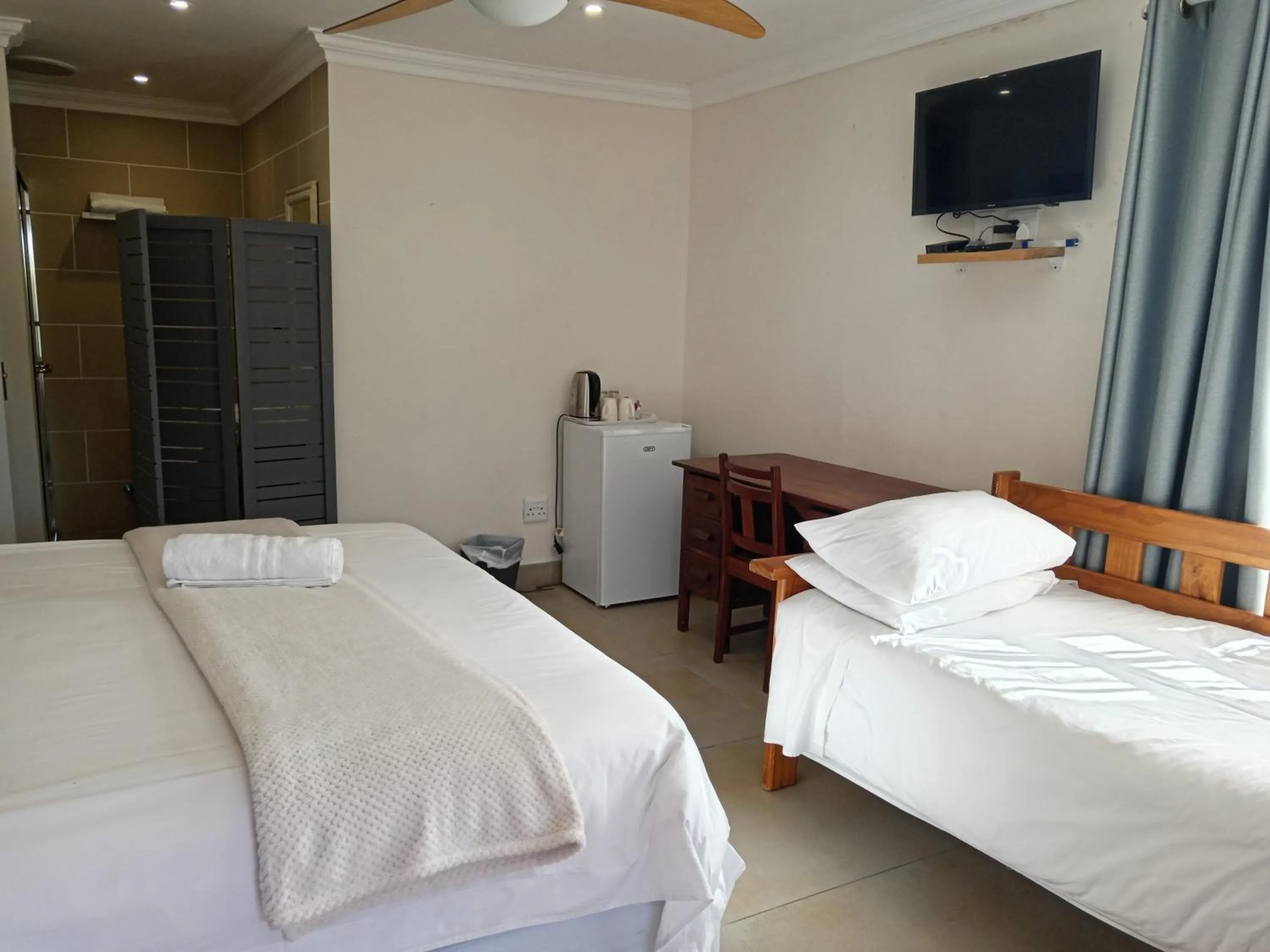 Bed in Blouberg Manor