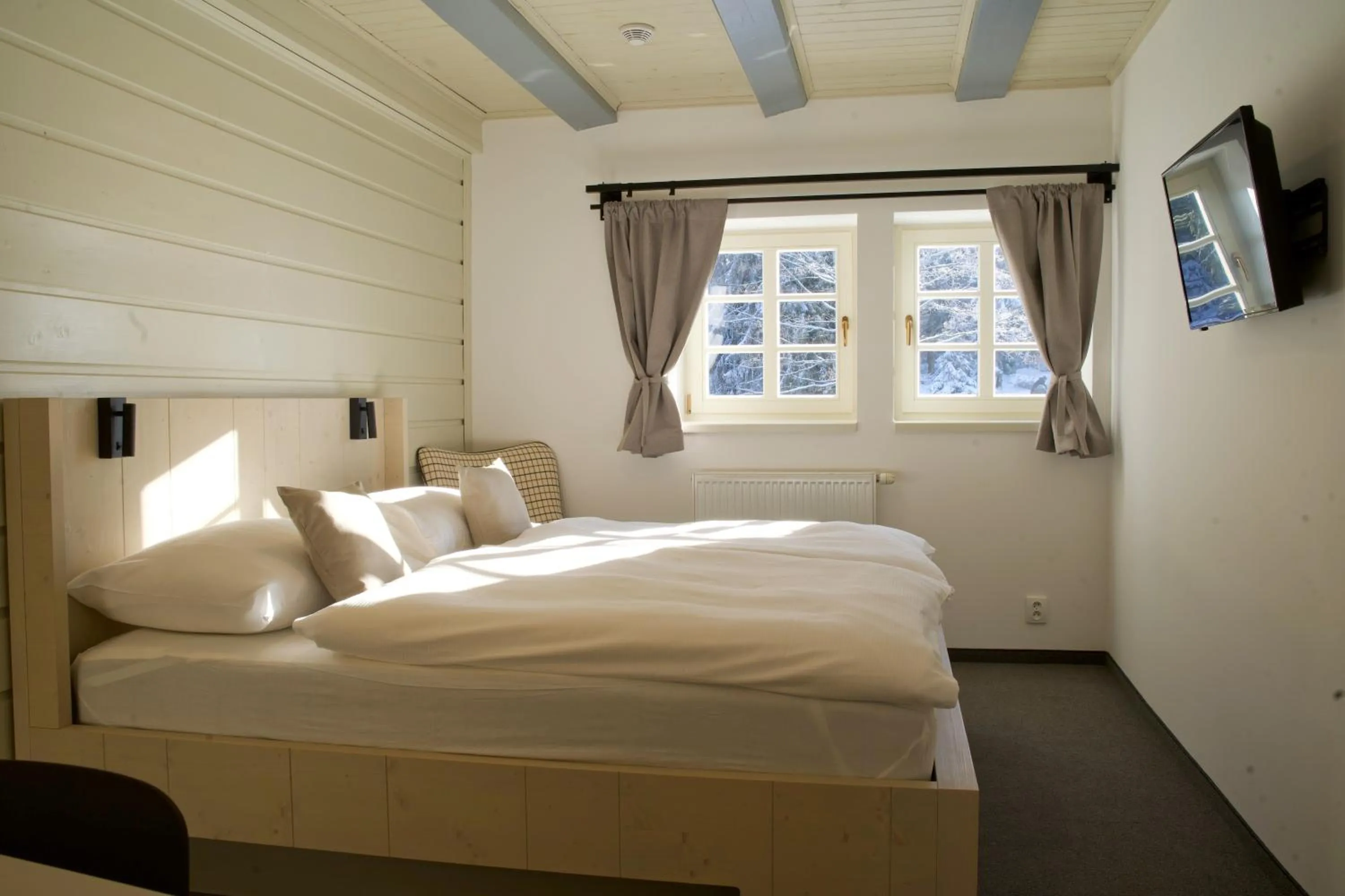 Bed in Prezidentská