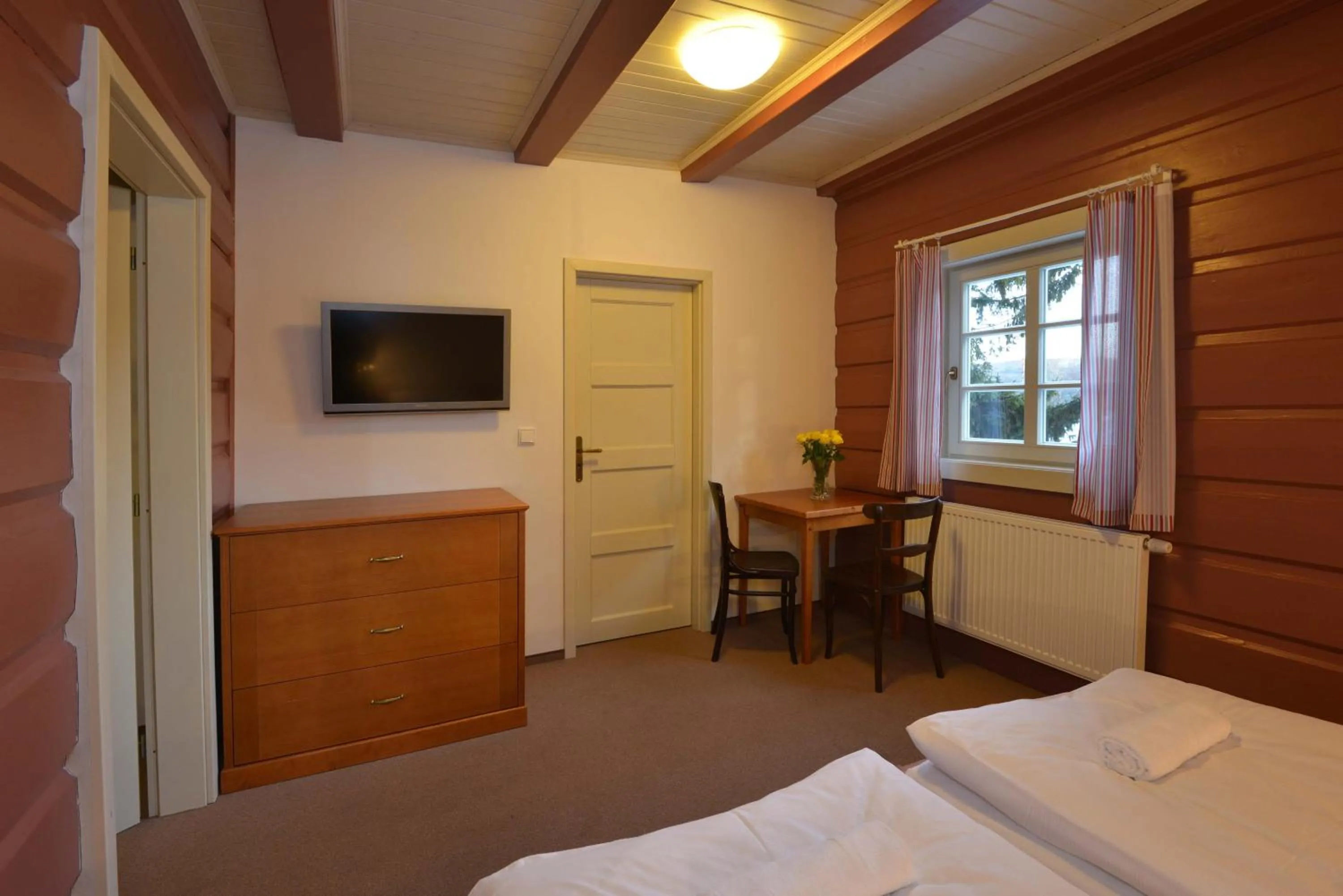 Photo of the whole room, Bed in Prezidentská