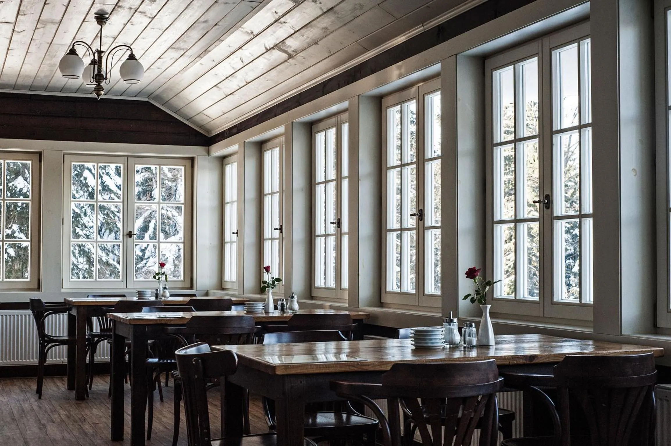 Restaurant/places to eat in Prezidentská