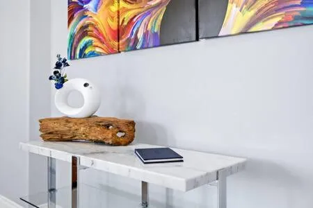 Luxurious Getaway Near Coachella Stagecoach Pool Putting Green Parking Firepit Sleeps 11