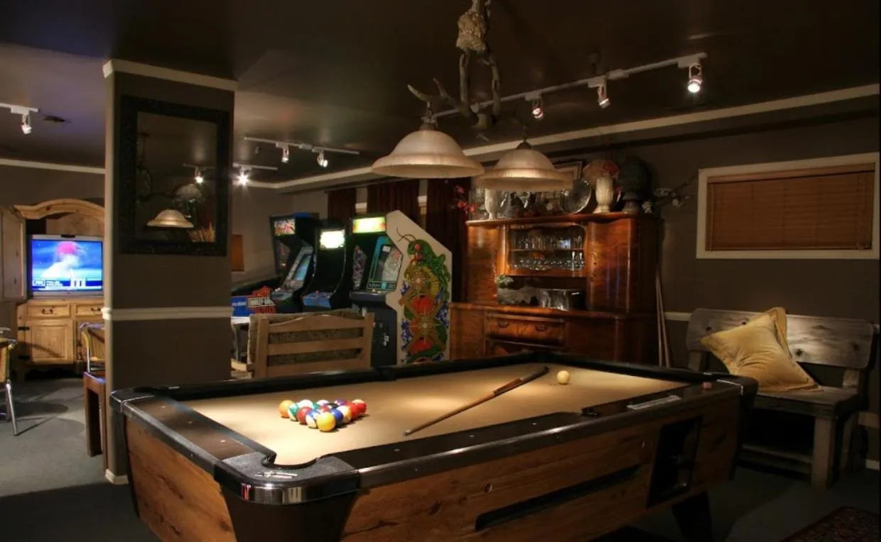 Game Room in GetAways at the Lodge at Kingsbury Crossing