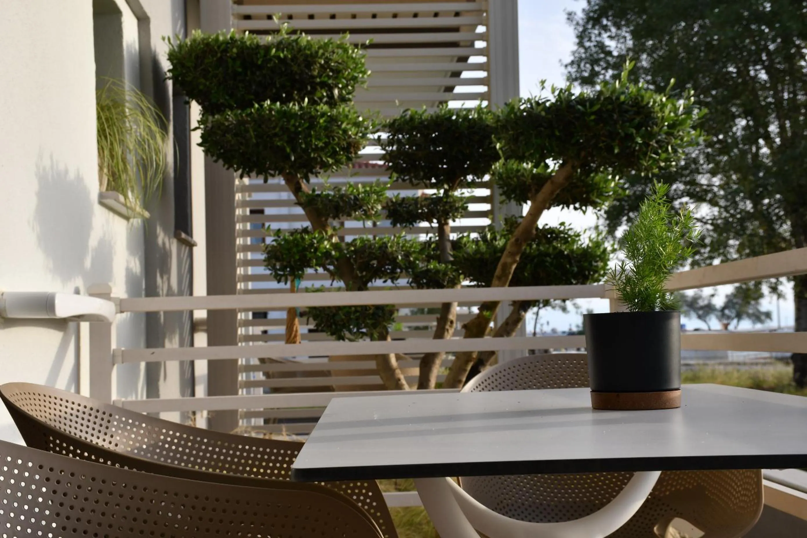 Property building in NERO SEASCAPE SUITES