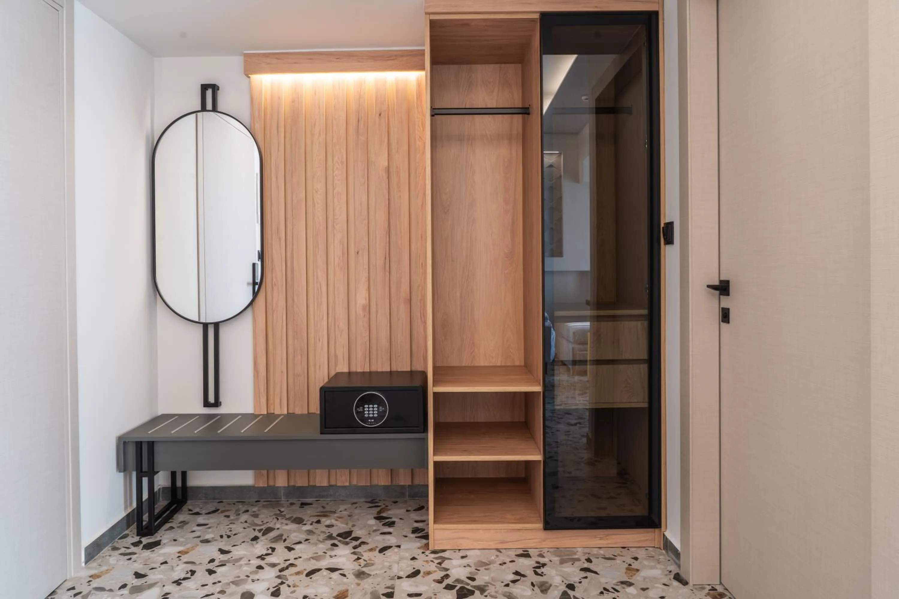 wardrobe in NERO SEASCAPE SUITES