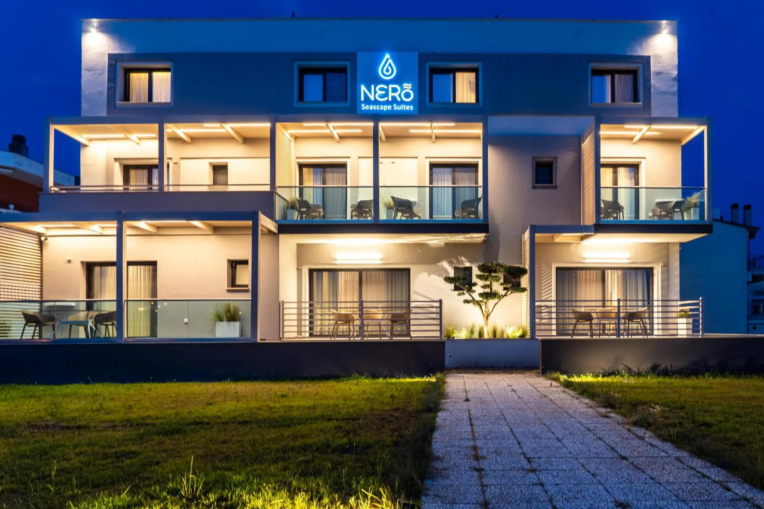 NERO SEASCAPE SUITES