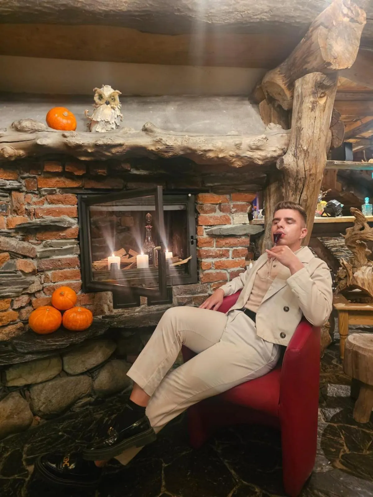 Restaurant/places to eat in Rezydencja Biały Jar