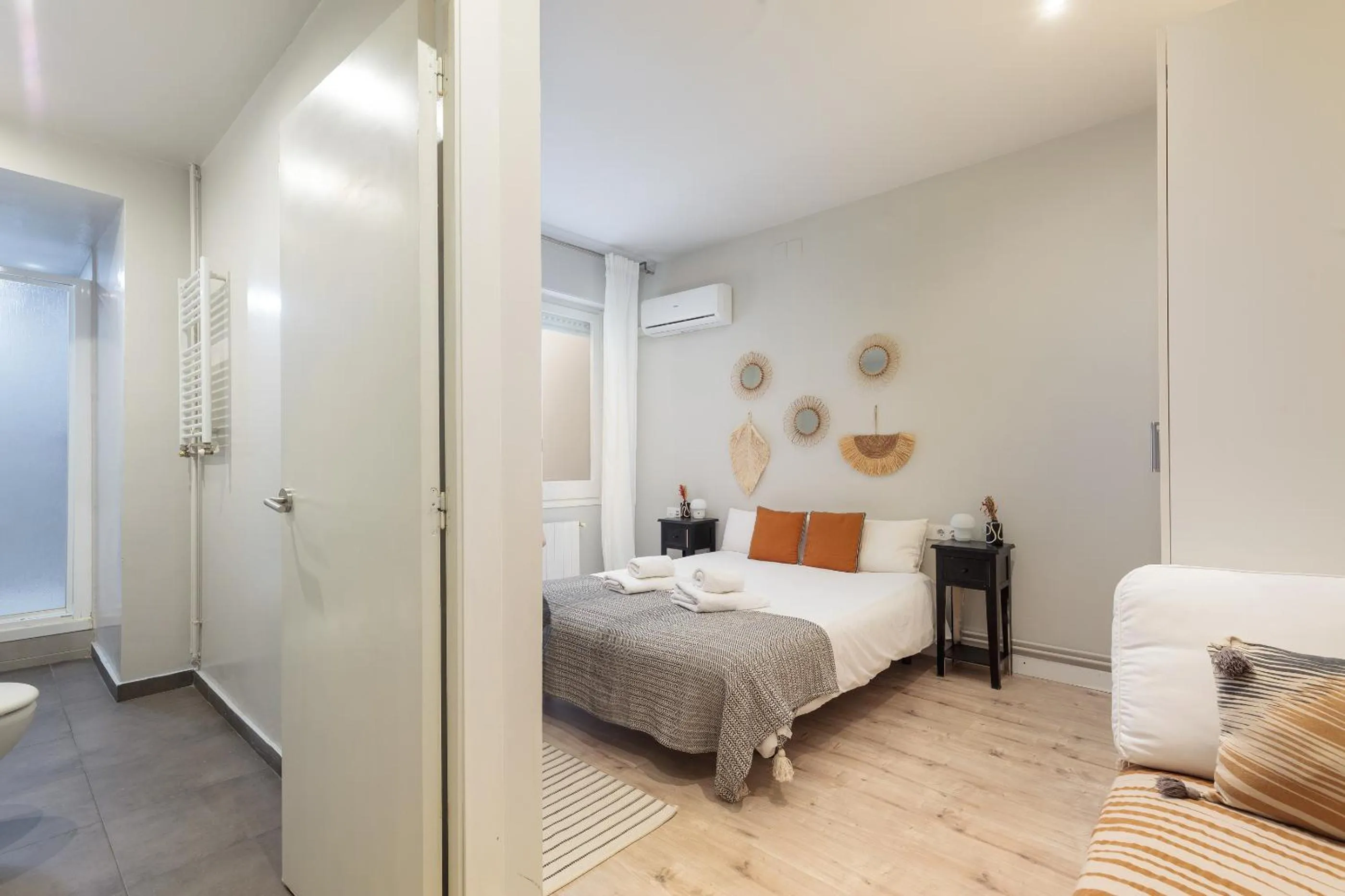 LetsGo Diagonal Avenue Apartment