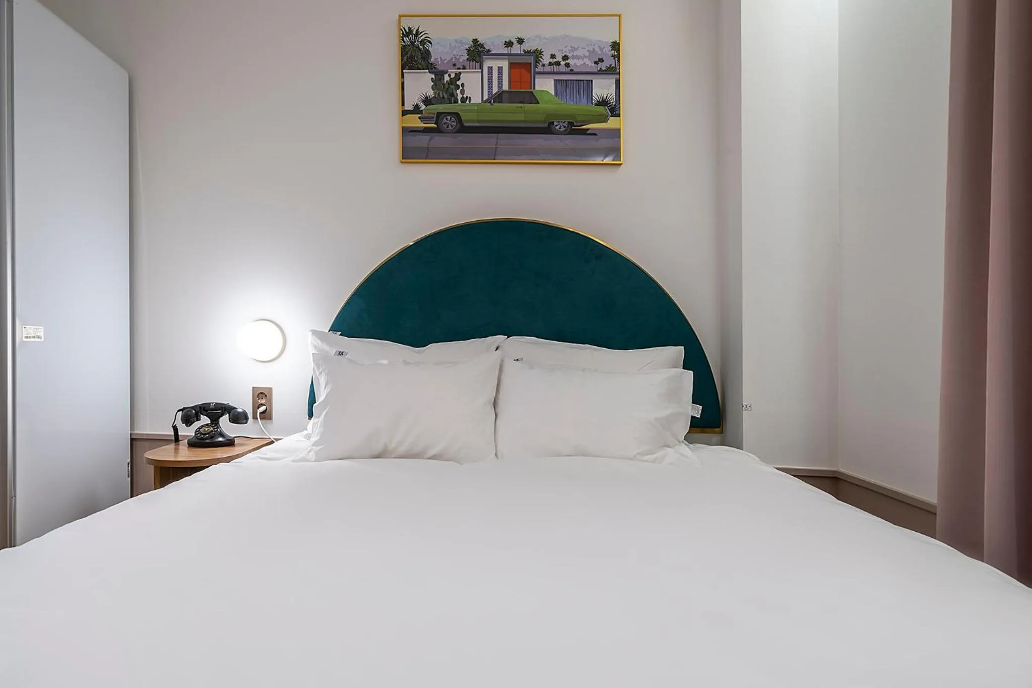 Bed in Wonju Hotel Ippda