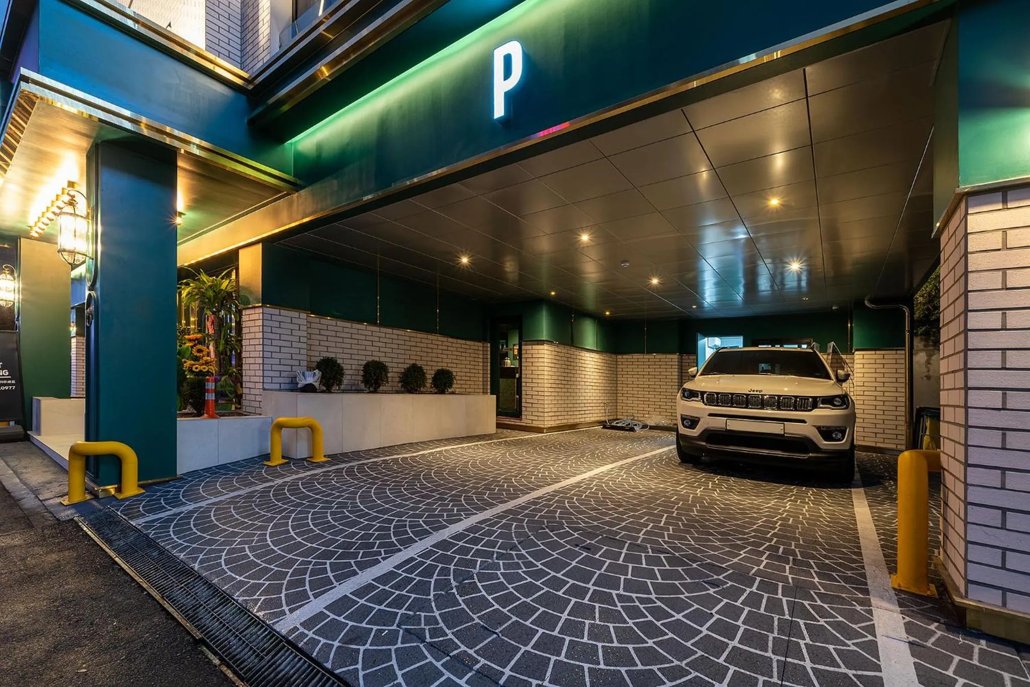 Property building in Wonju Hotel Ippda
