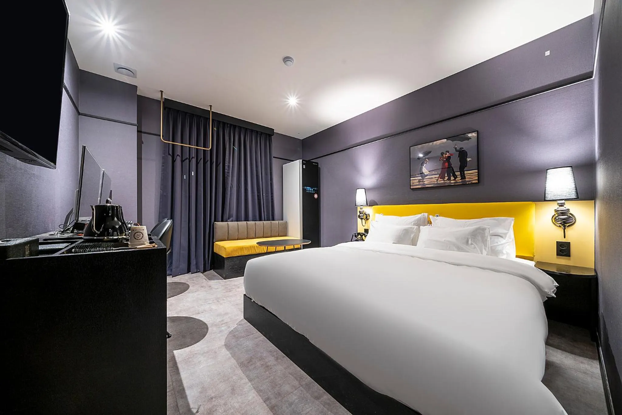 Bed in Wonju Hotel Ippda