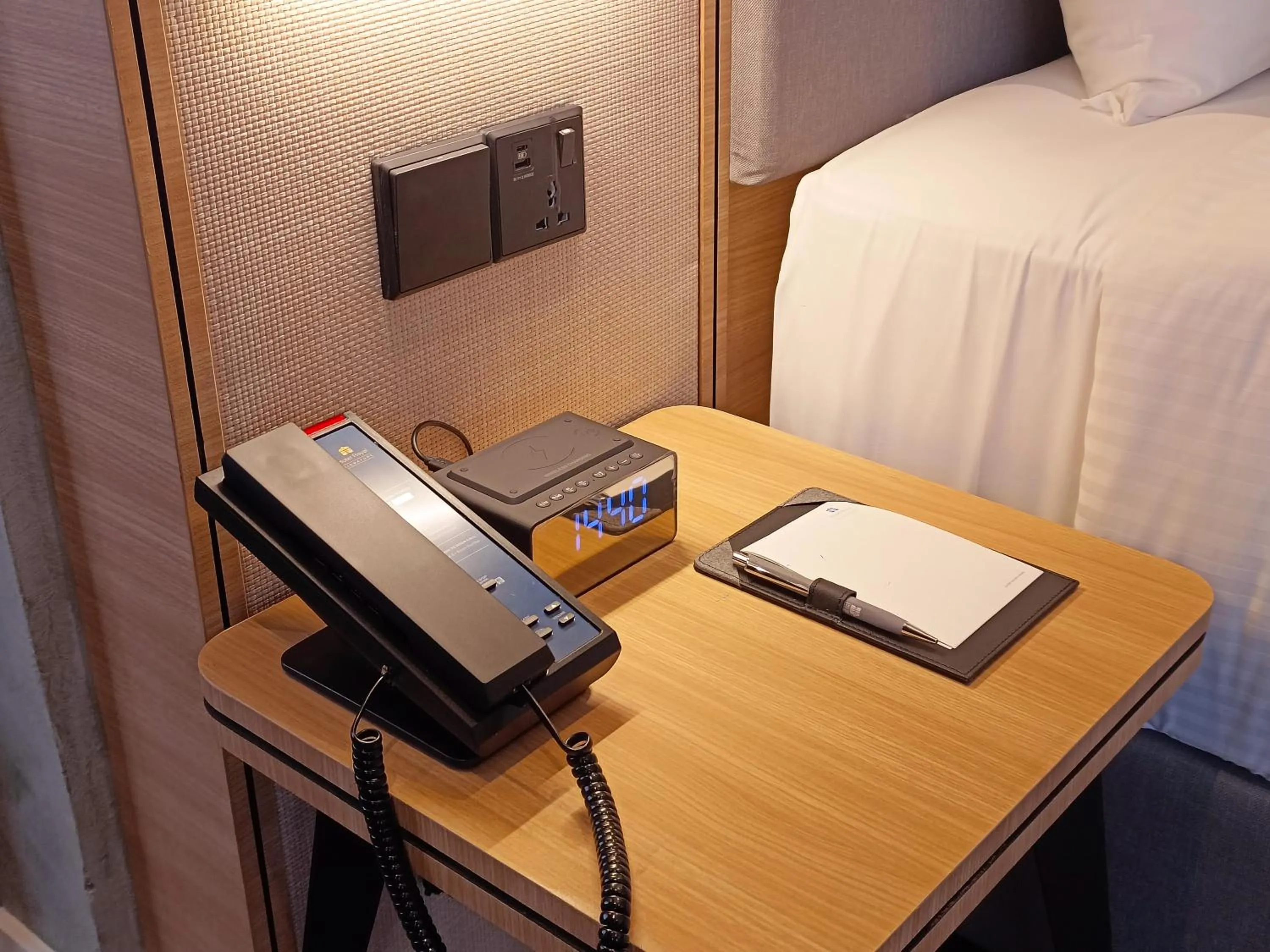 Bedroom, Bed in Hotel Royal Signature