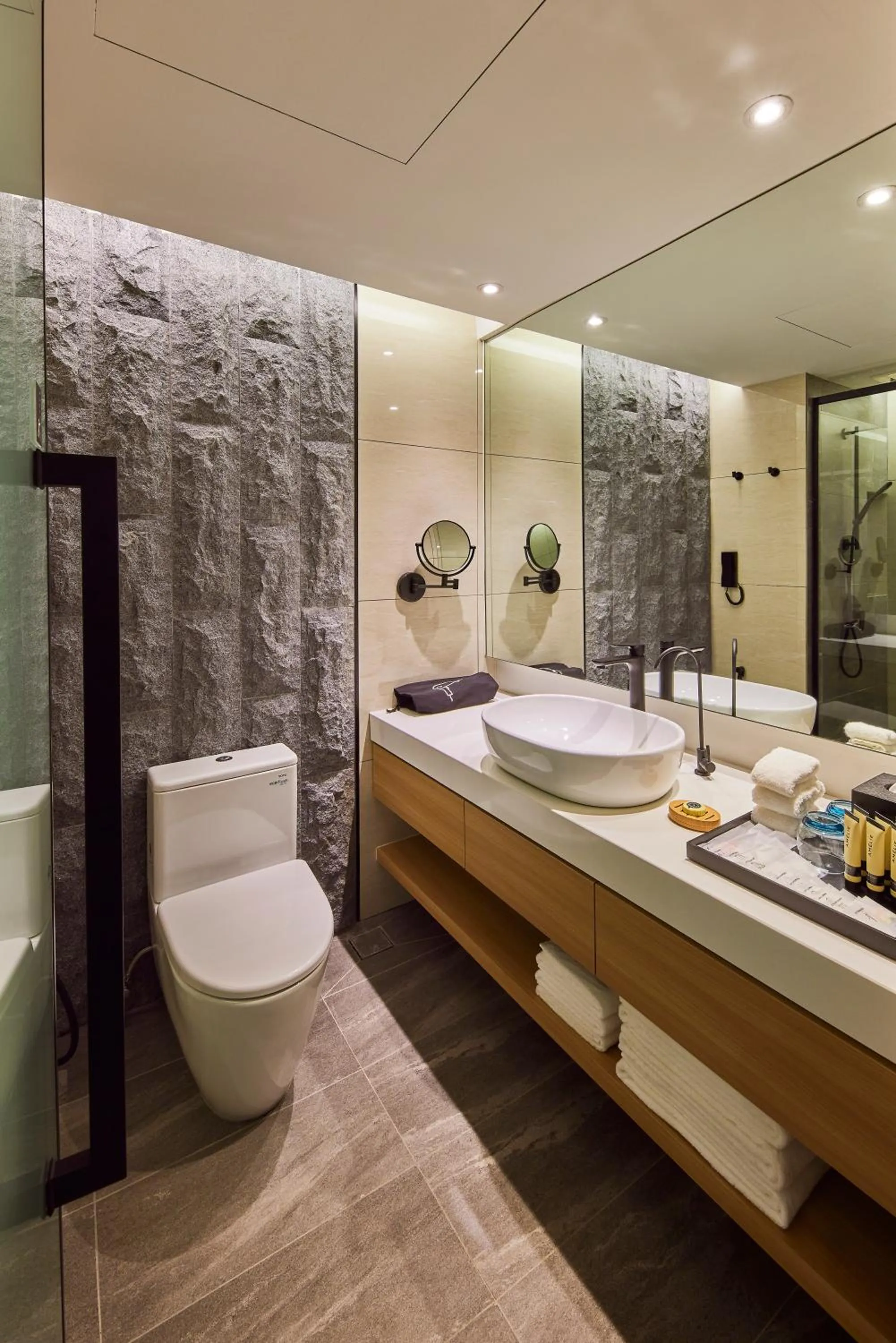 Bathroom in Hotel Royal Signature