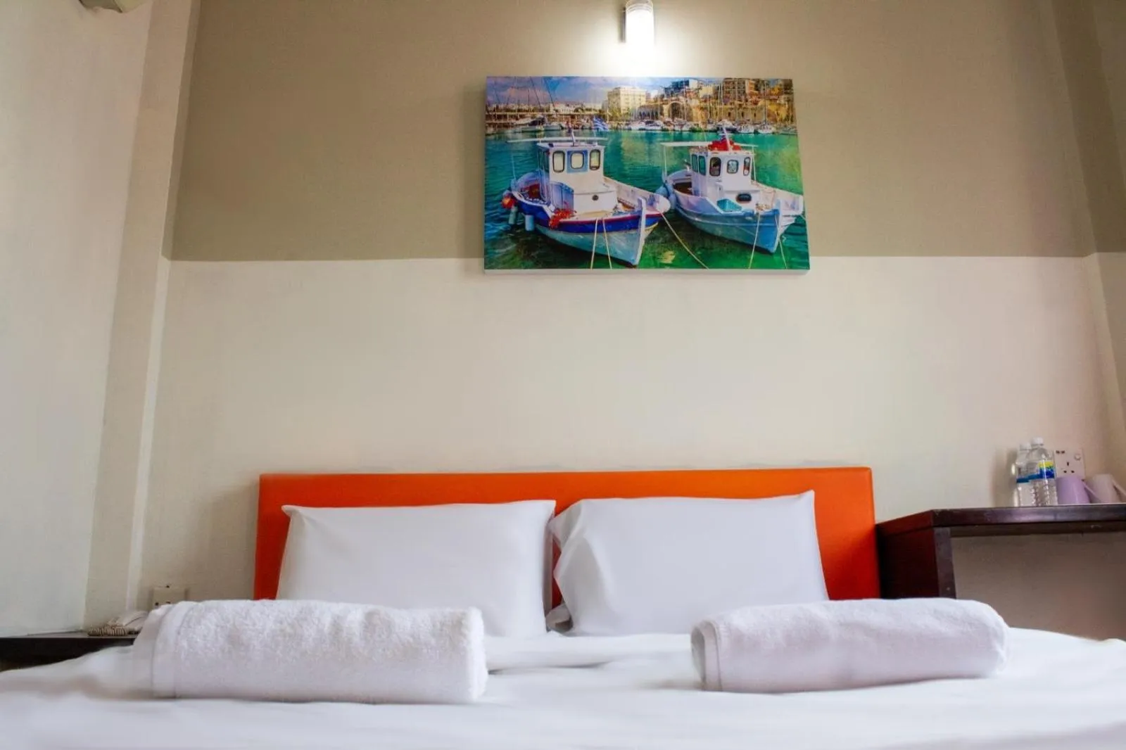 Bedroom, Bed in JQ Suria Hotel