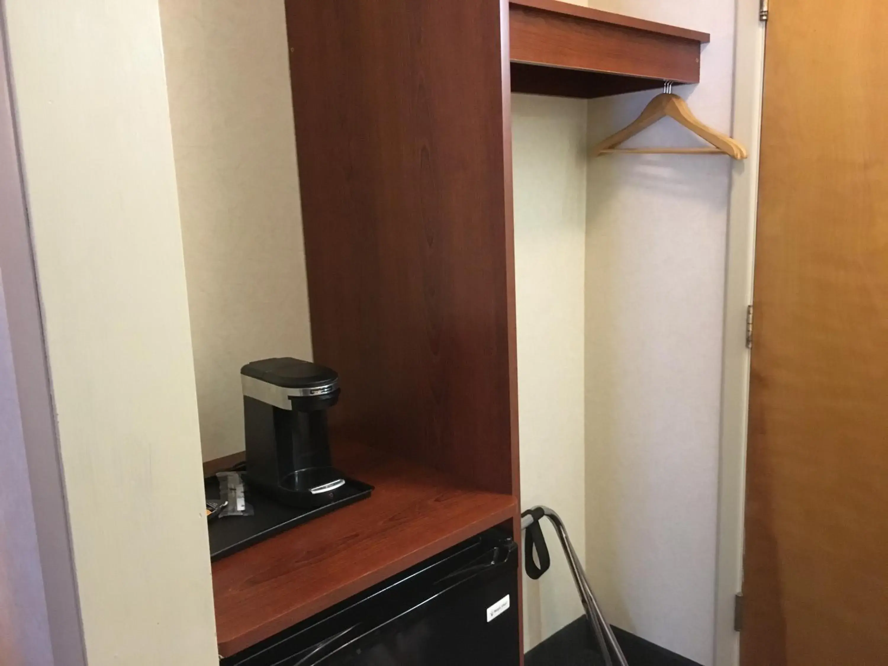 Triple Room in Landmark Motor Inn Triple Room in Landmark Motor Inn