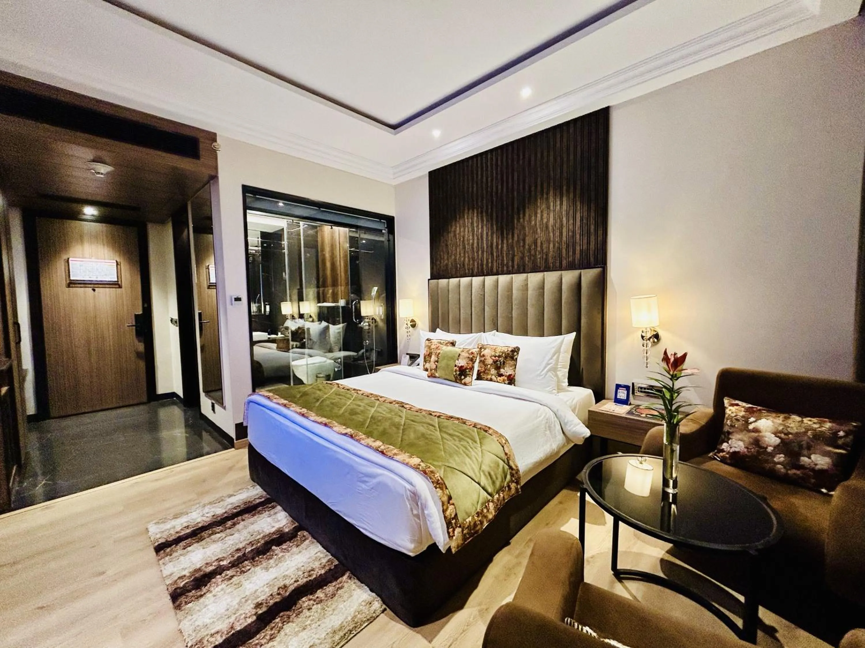 Bedroom, Bed in Fortune Ranjit Vihar, Amritsar - Member ITC Hotels' Group