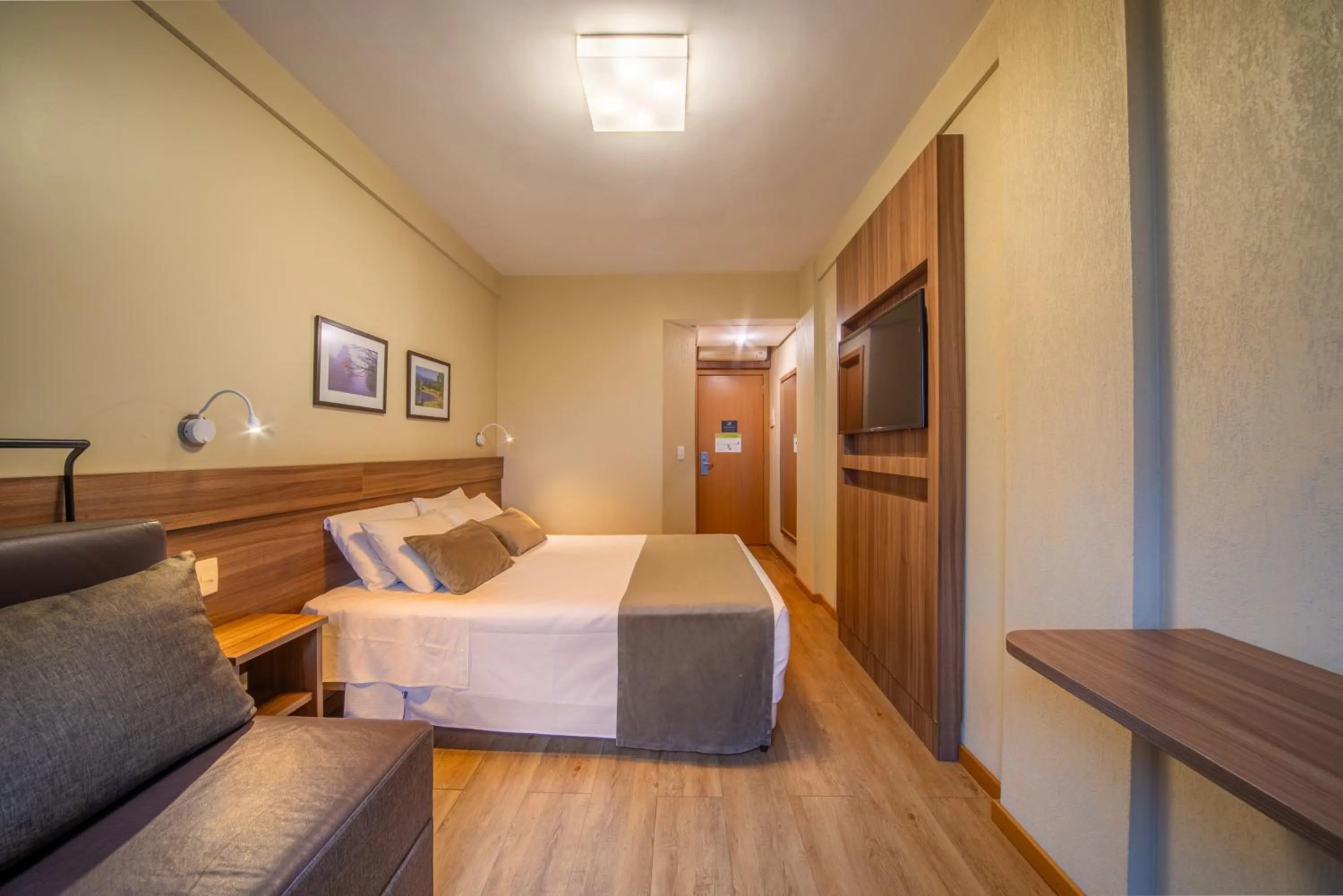 Bedroom, Bed in Hotel Laghetto Viale