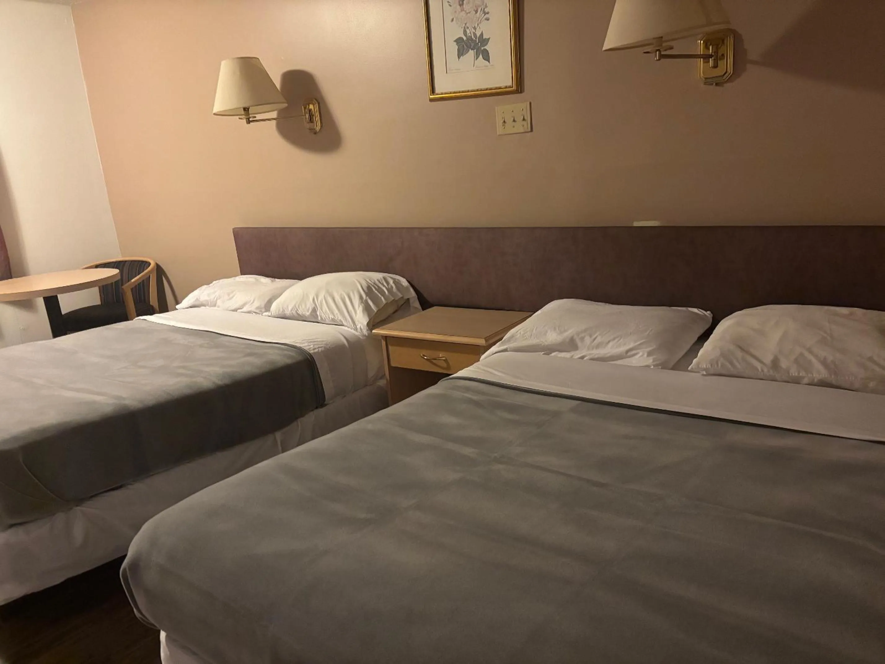 Property building, Bed in The Bridgewater Hotel