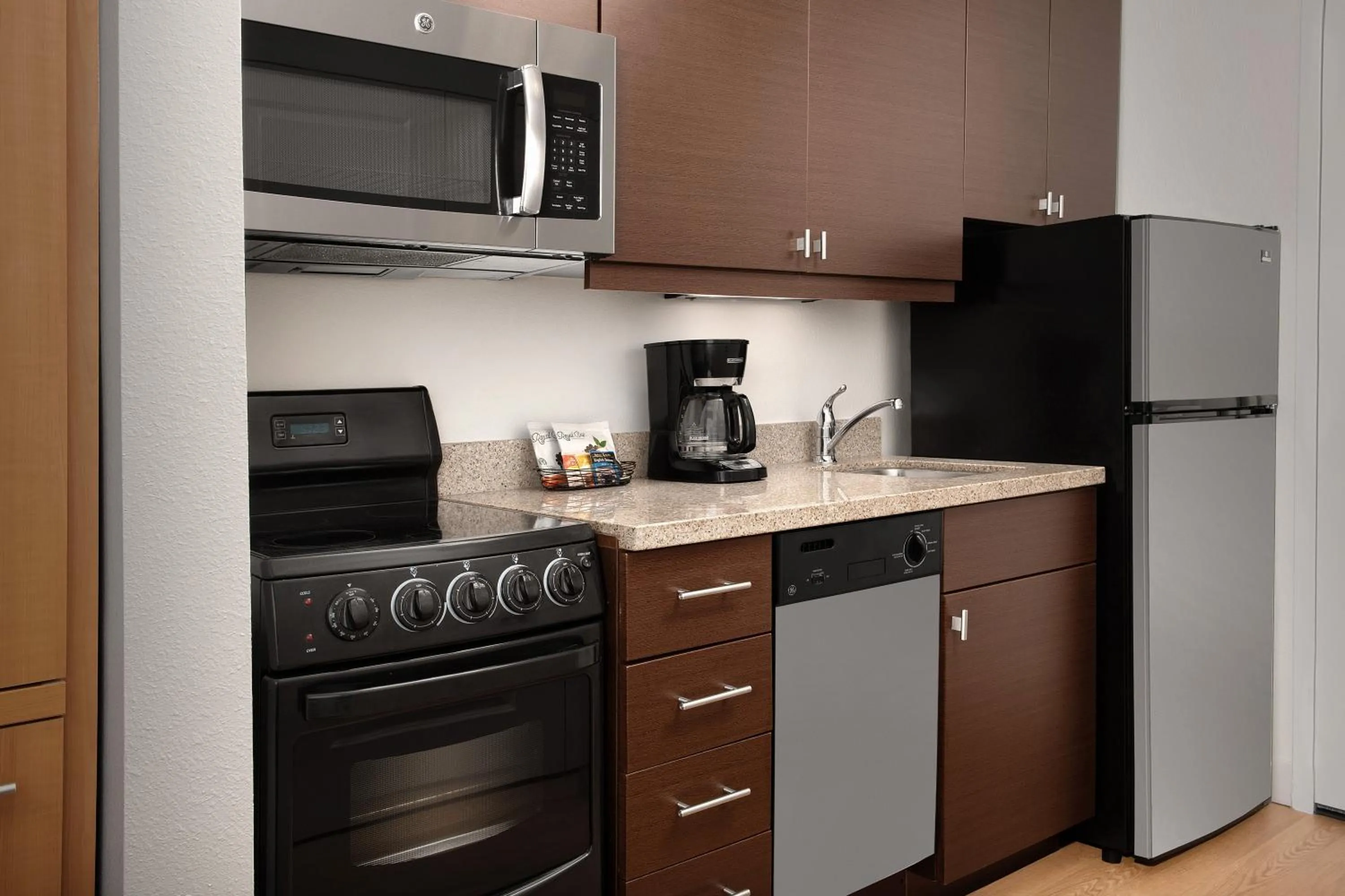 kitchen in TownePlace Suites by Marriott Cheyenne Southwest/Downtown Area