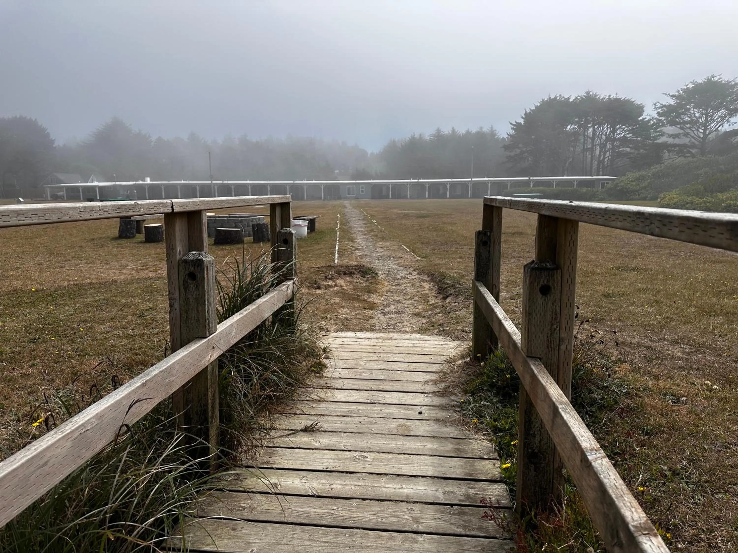 Patio in Tillicum Beach Motel - Formerly Deane's Oceanfront Lodge