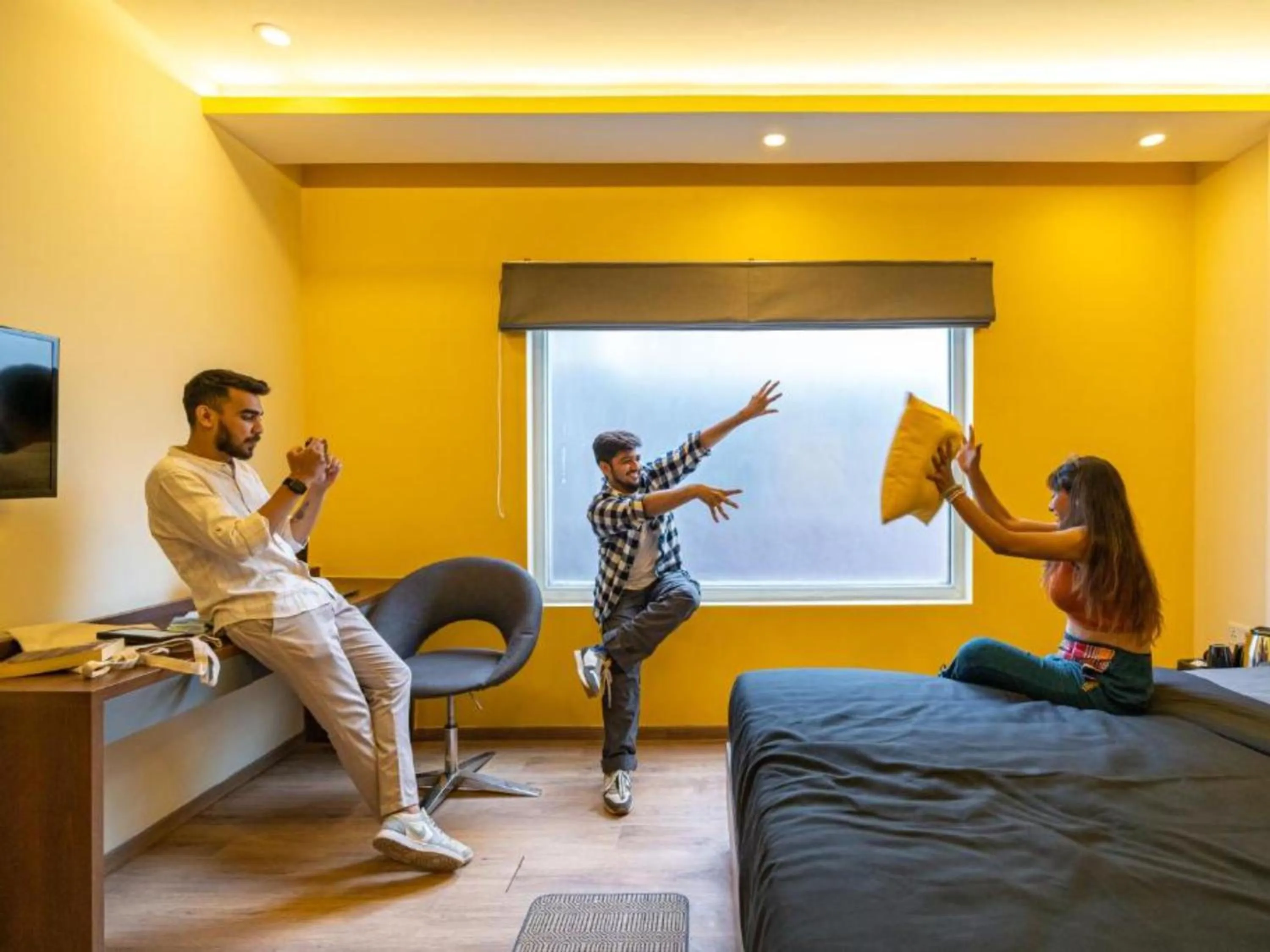 Bed in The Hosteller Bangalore, Brigade Road