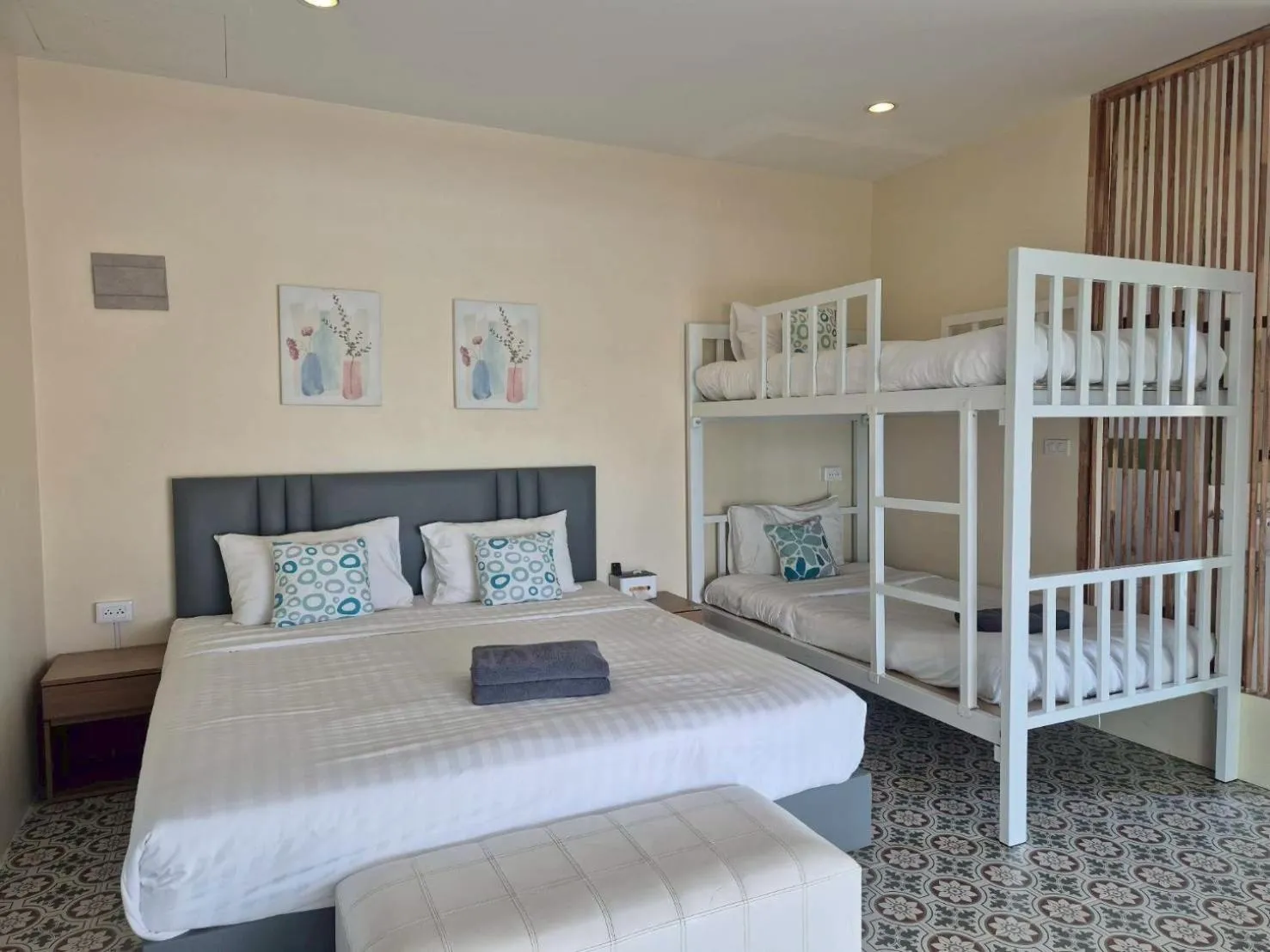 Bed in STAYHERE@AIRPORT SERVICE APARTMENT